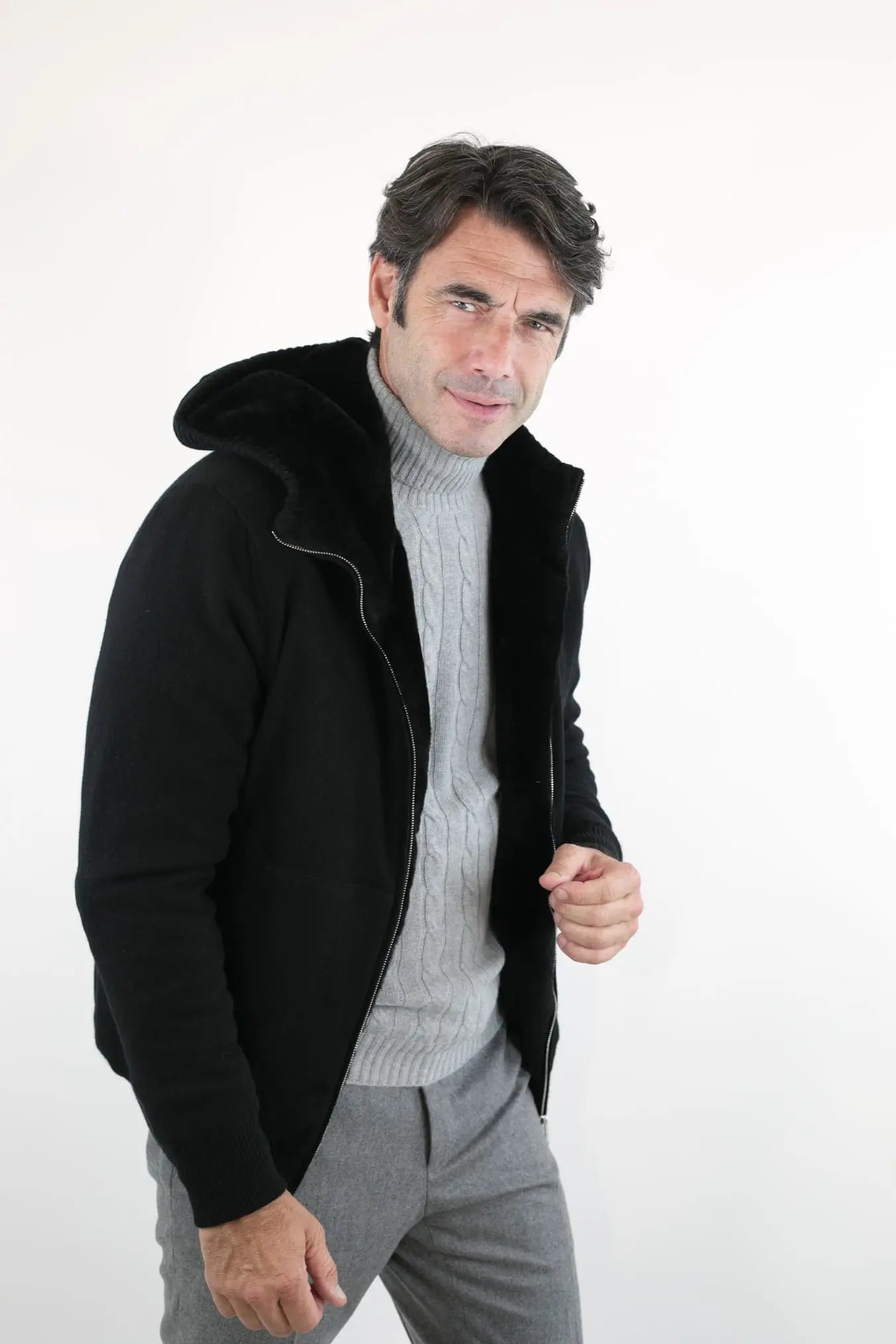 Giubbotto con Cappuccio in Cashmere e Castorino Nero - Guarino Store