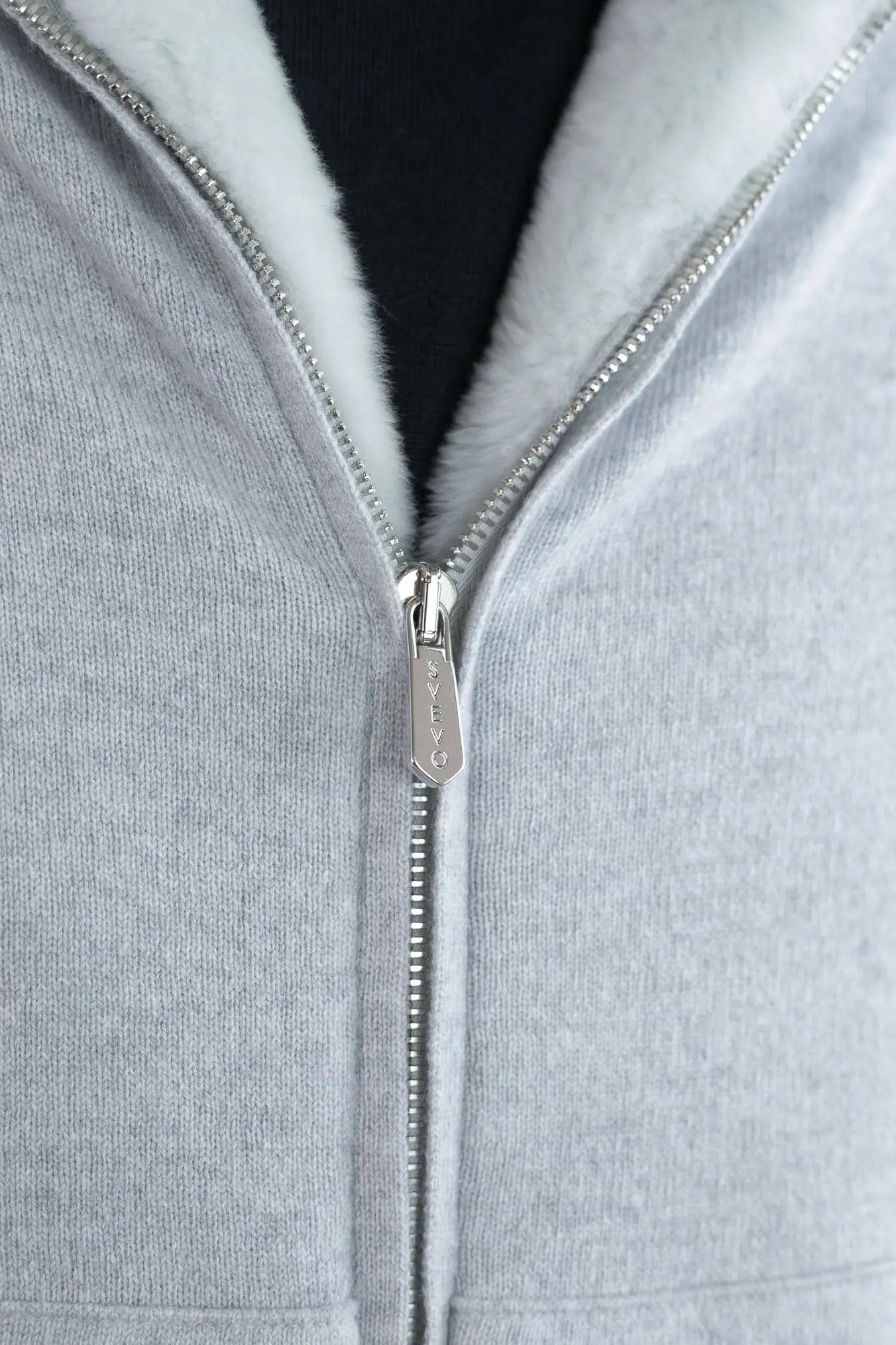 Bomber con Cappuccio in Cashmere e Castorino Grigio Perla