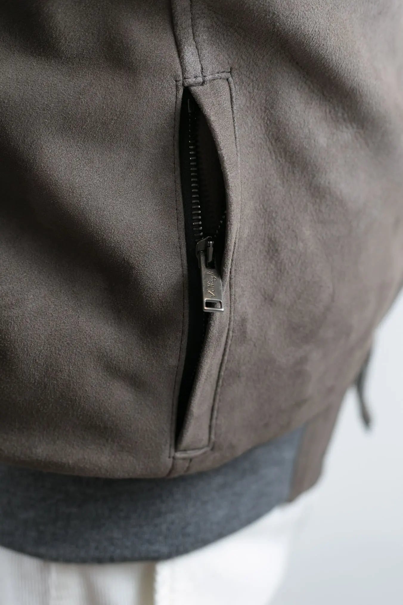 VOLFAGLI Giubbotto Suede col. Taupe Cappuccio Removibile Fodera Loro Piana