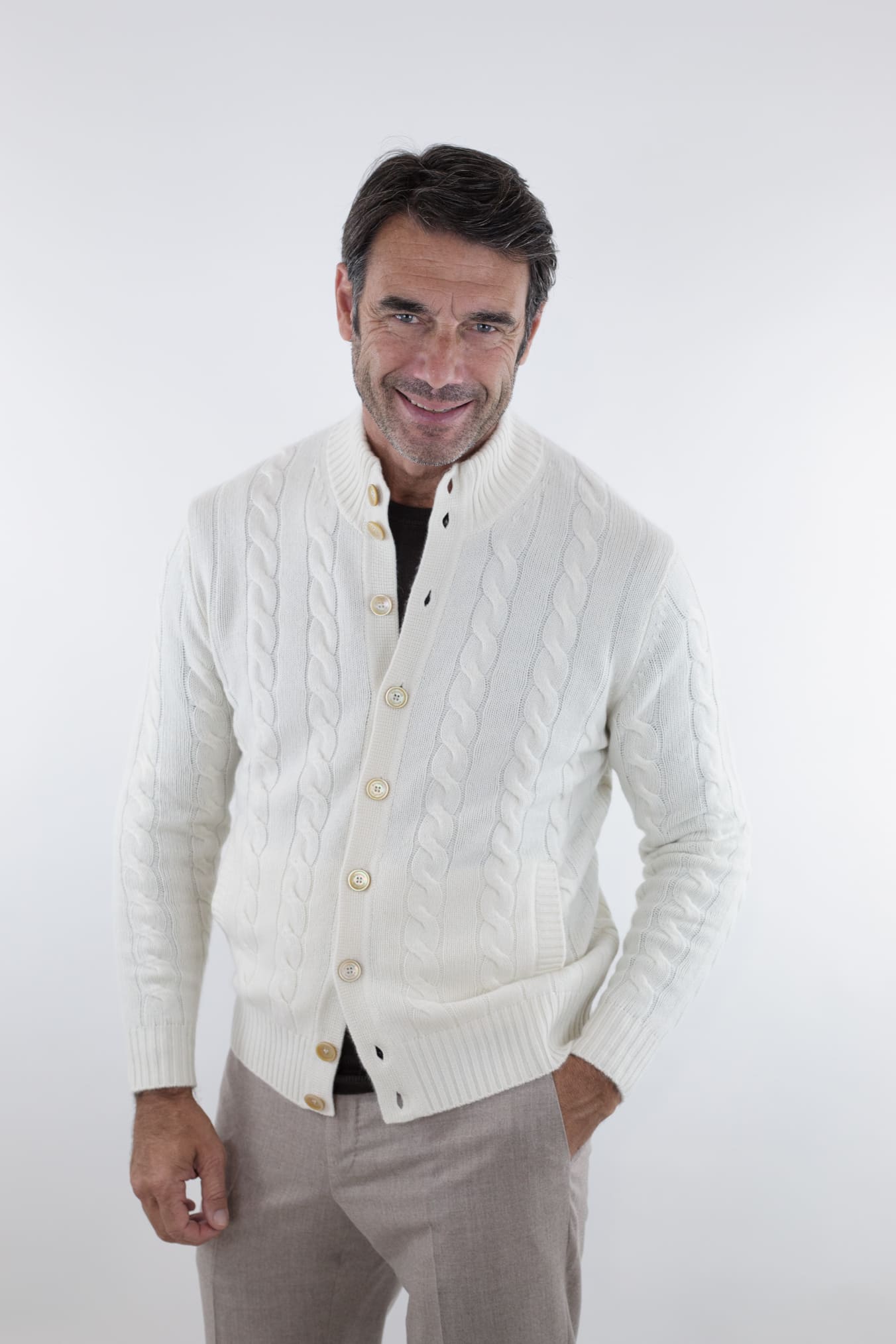 BRAMANI Cardigan a Trecce Cashmere Bianco