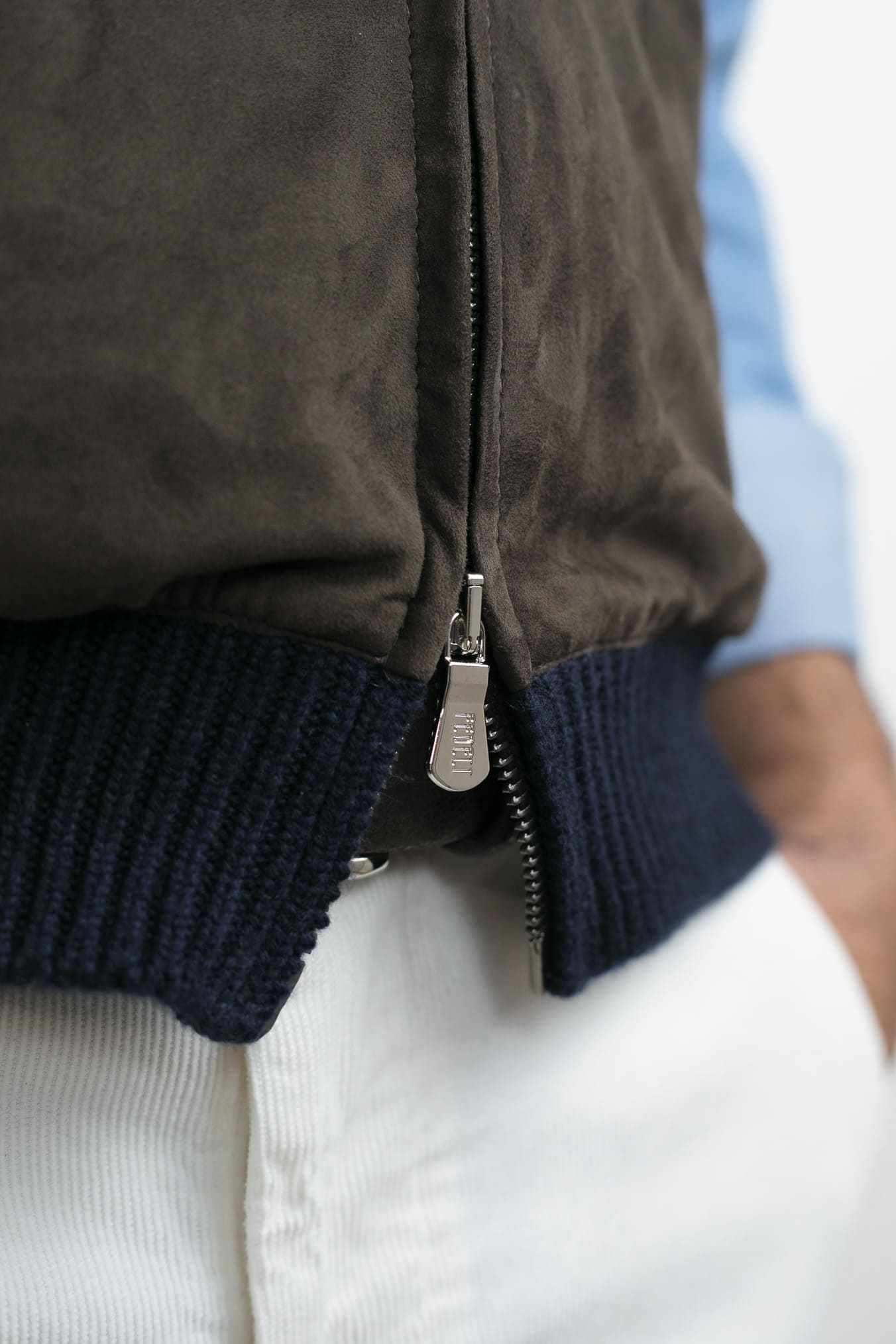 FEDELI Gilet Cashmere e Suede Testa di Moro/Blu