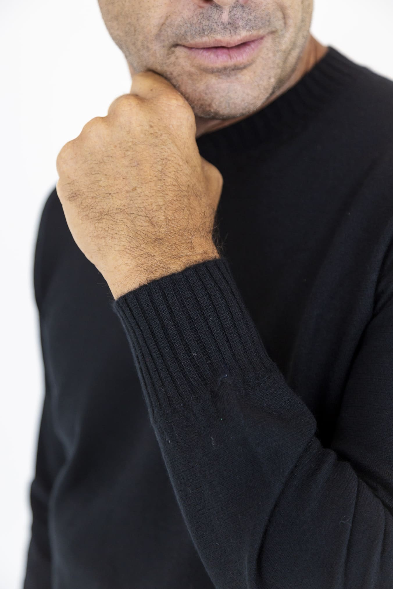 FIORONI Girocollo Cashmere Duvet Nero