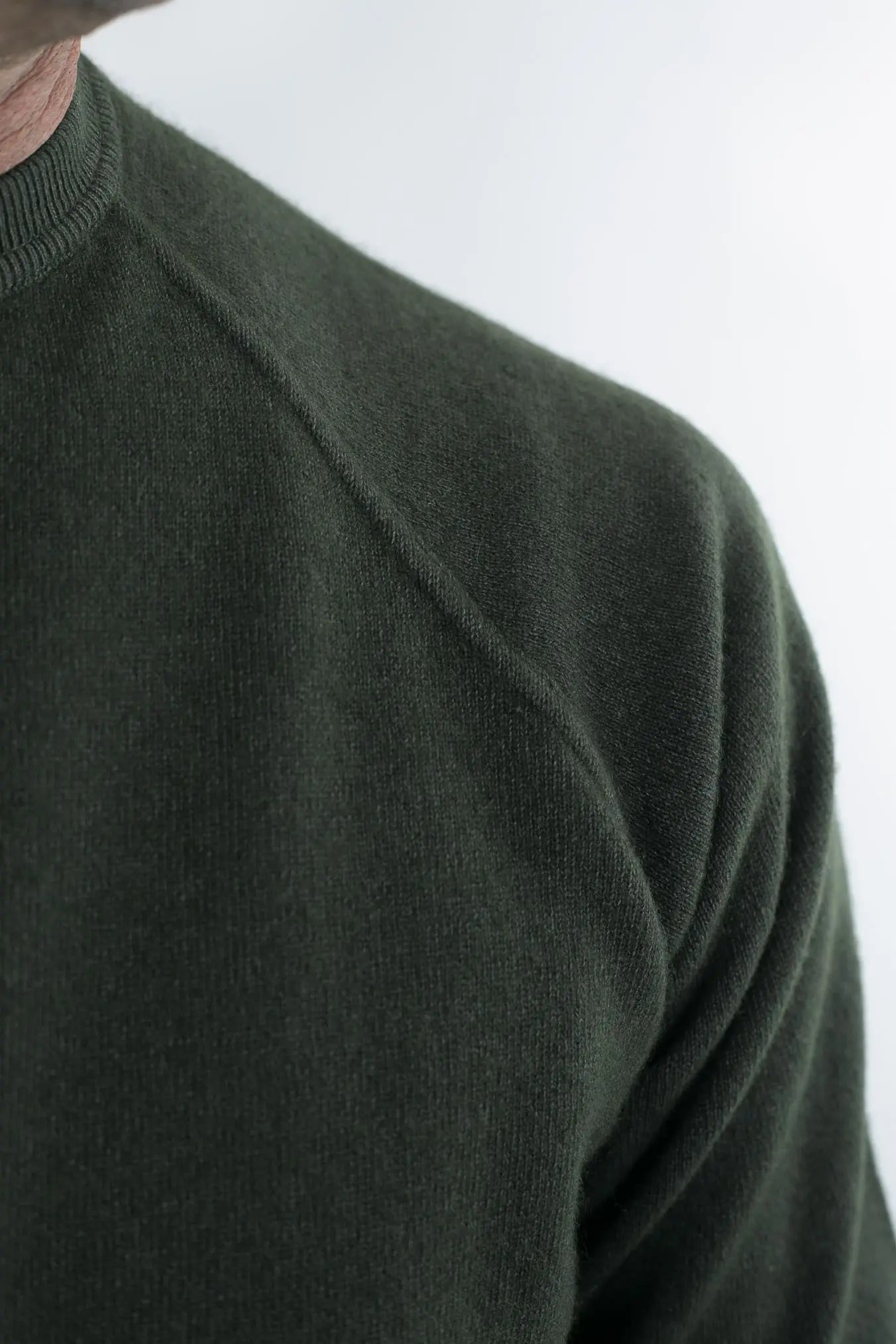 GUARINO Girocollo Raglan Cashmere Old Dyed Verde Loden