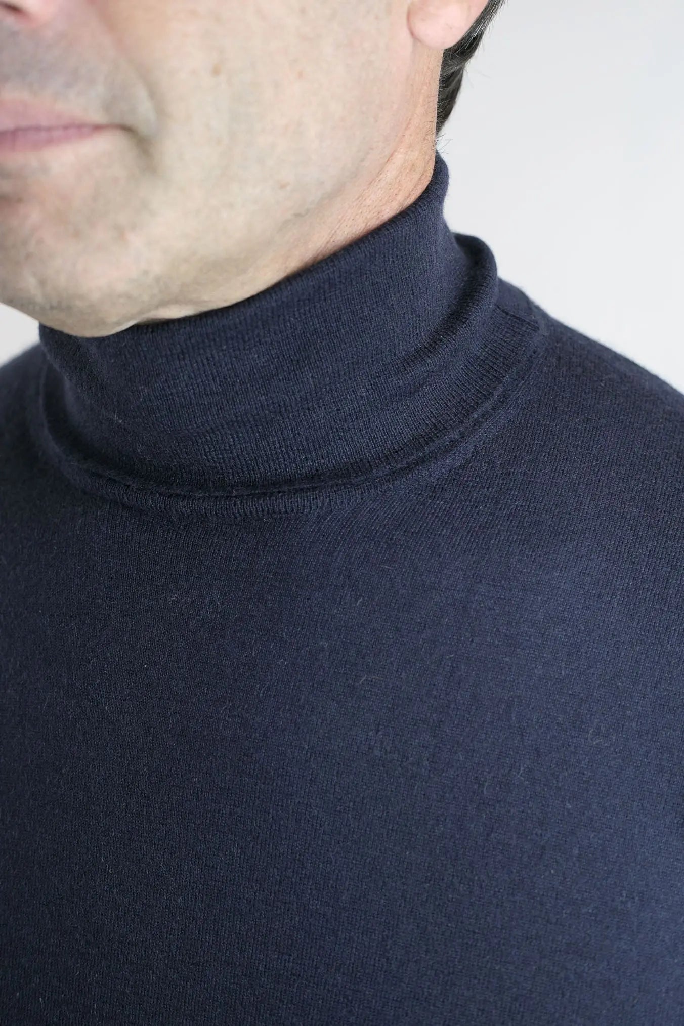 GUARINO Dolcevita Cashlight Blu Navy