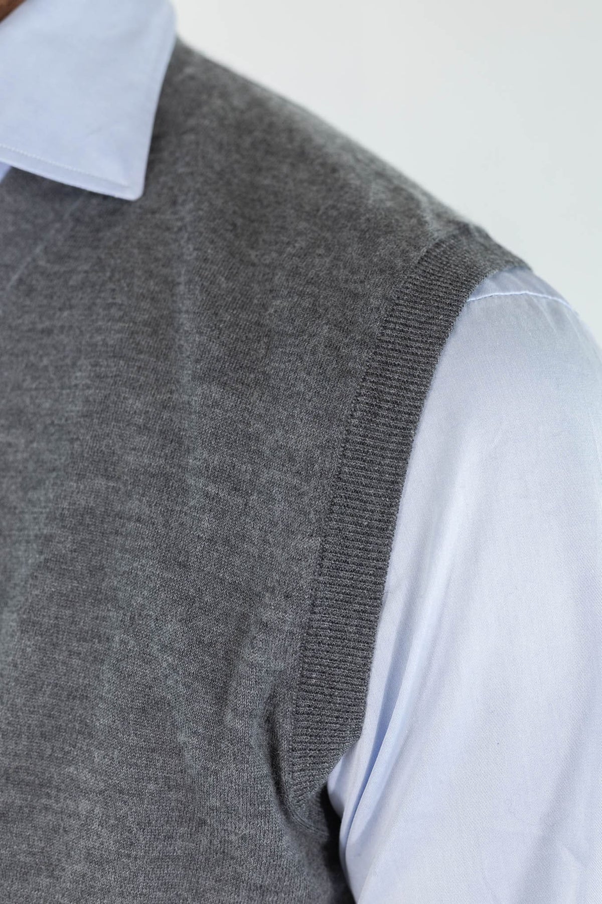 GUARINO Gilet Cashmere Bottoni Grigio