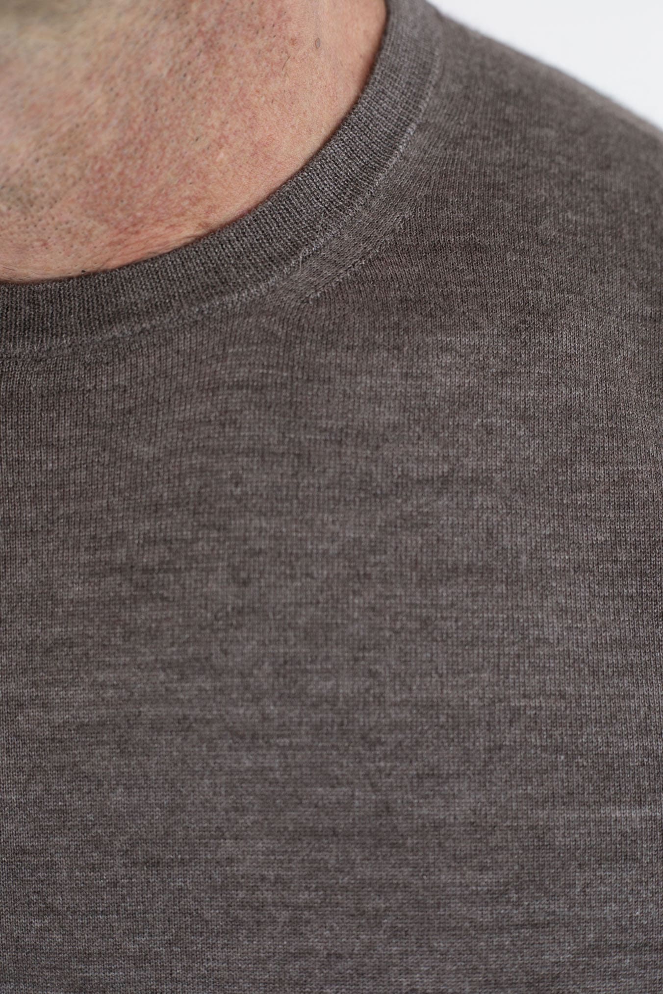 GUARINO Girocollo Superlight Cashmere e Seta Pettinato Noce