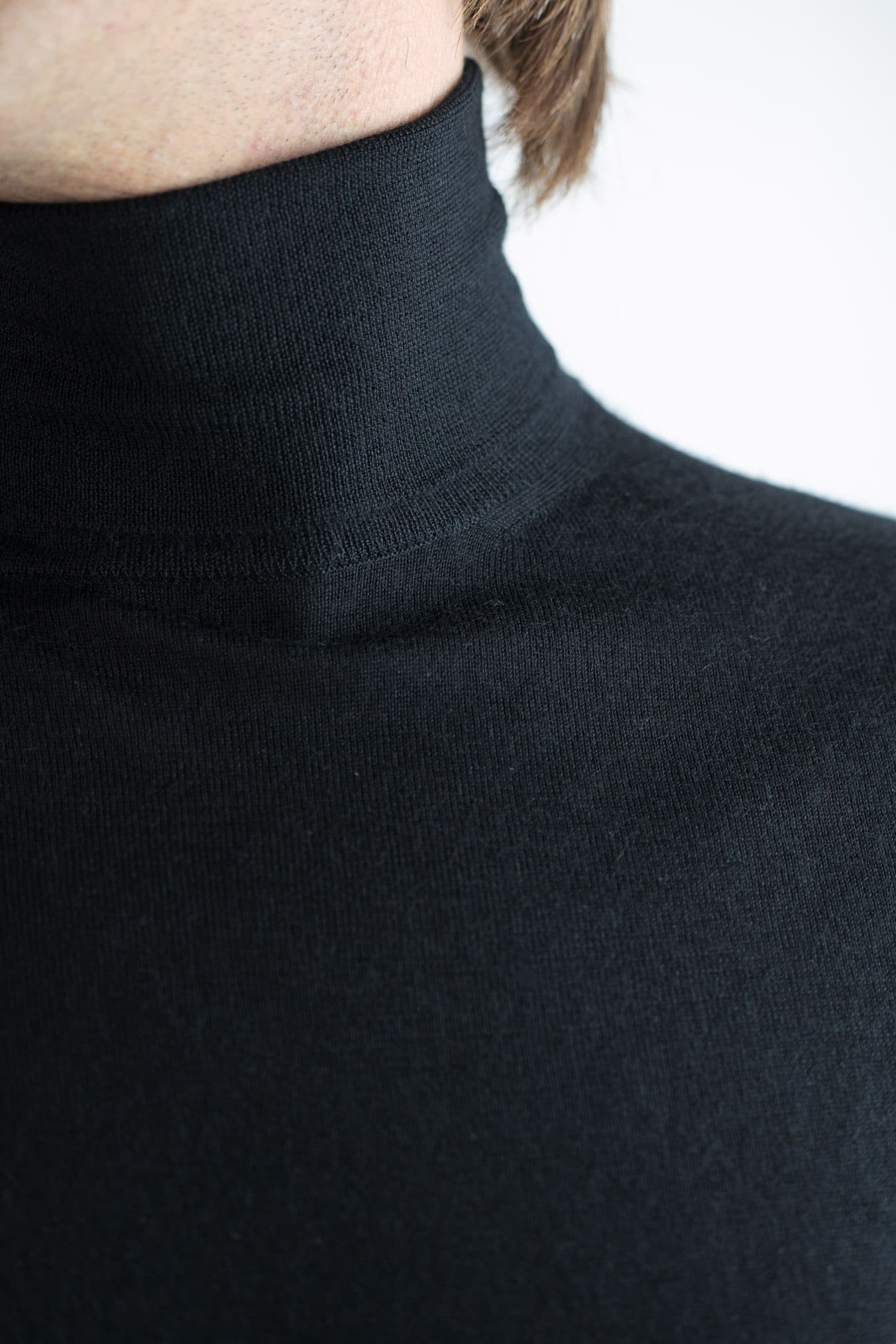 GUARINO Dolcevita Cashmere e Seta Superlight Nero