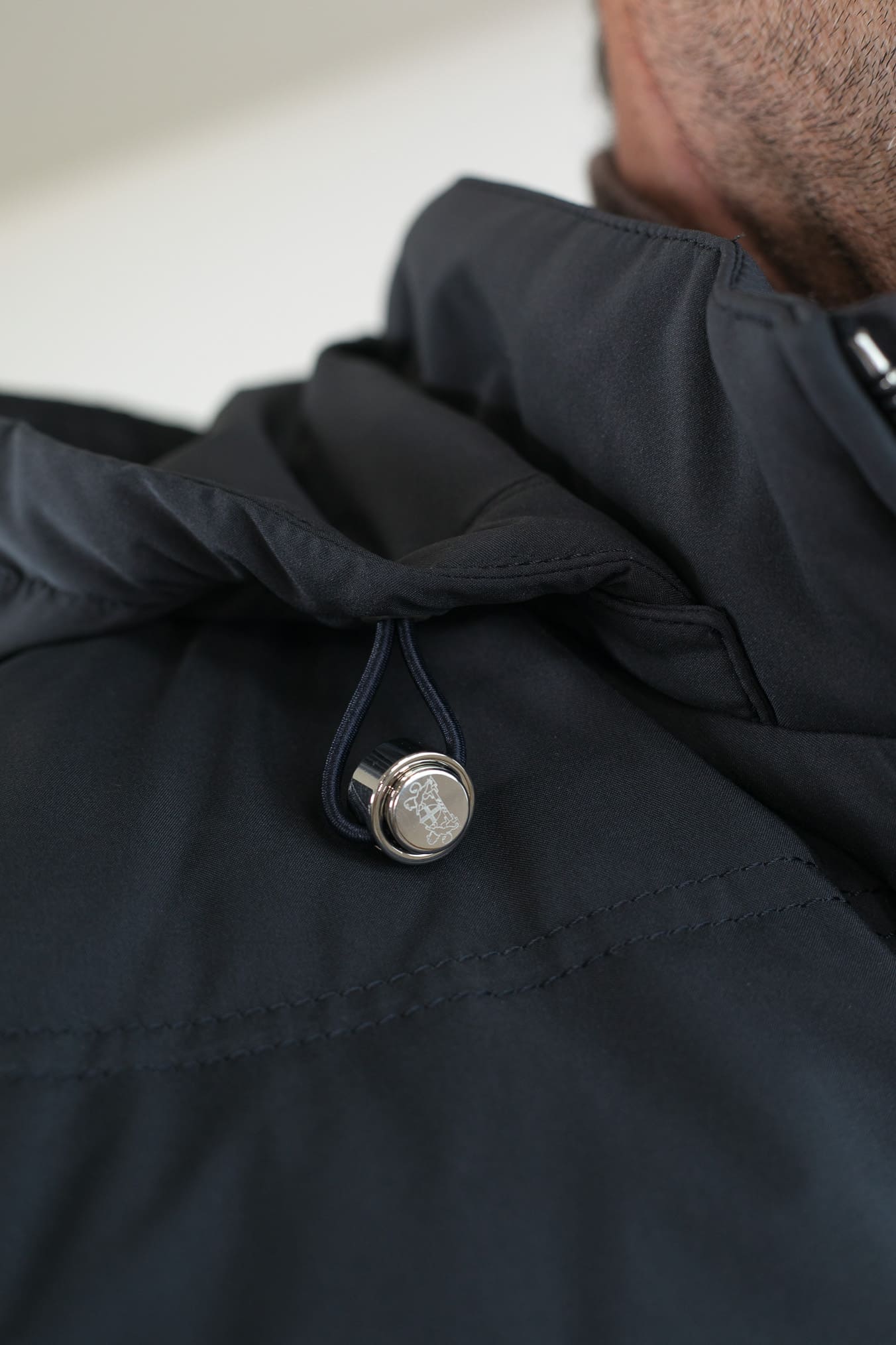 Piumino Corto Superlight Cappuccio Blu