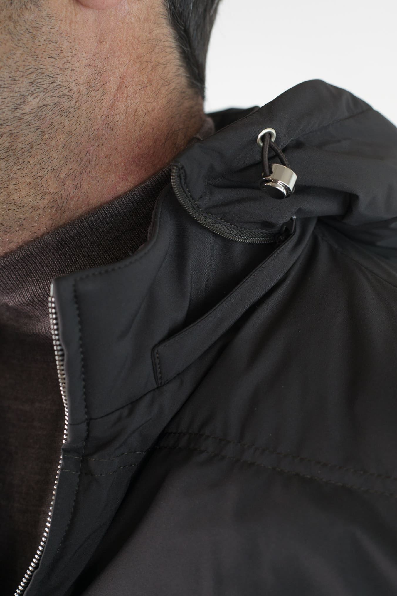 Piumino Corto Superlight Cappuccio Testa Moro