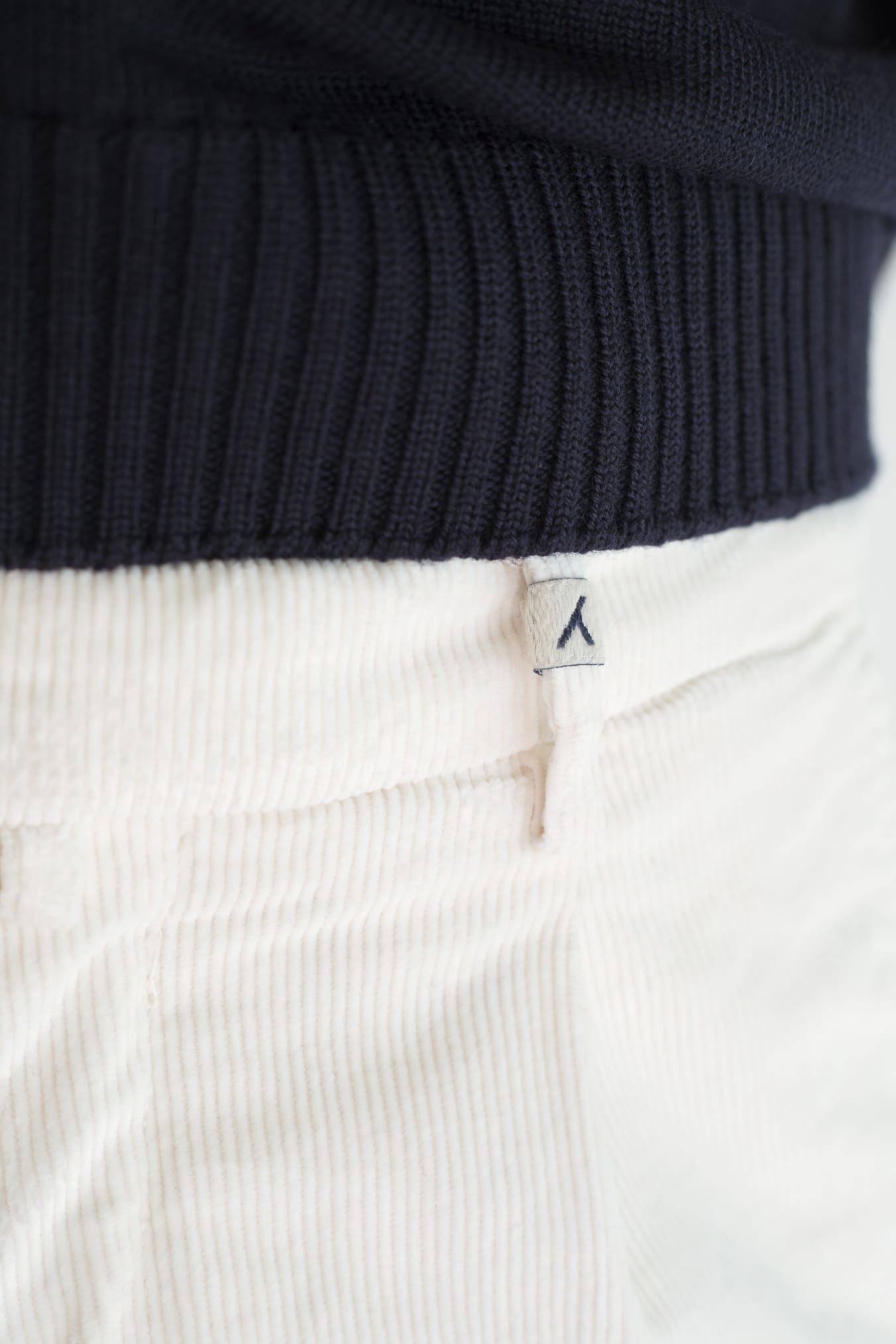 MYTHS Pantaloni Velluto Bianco Panna