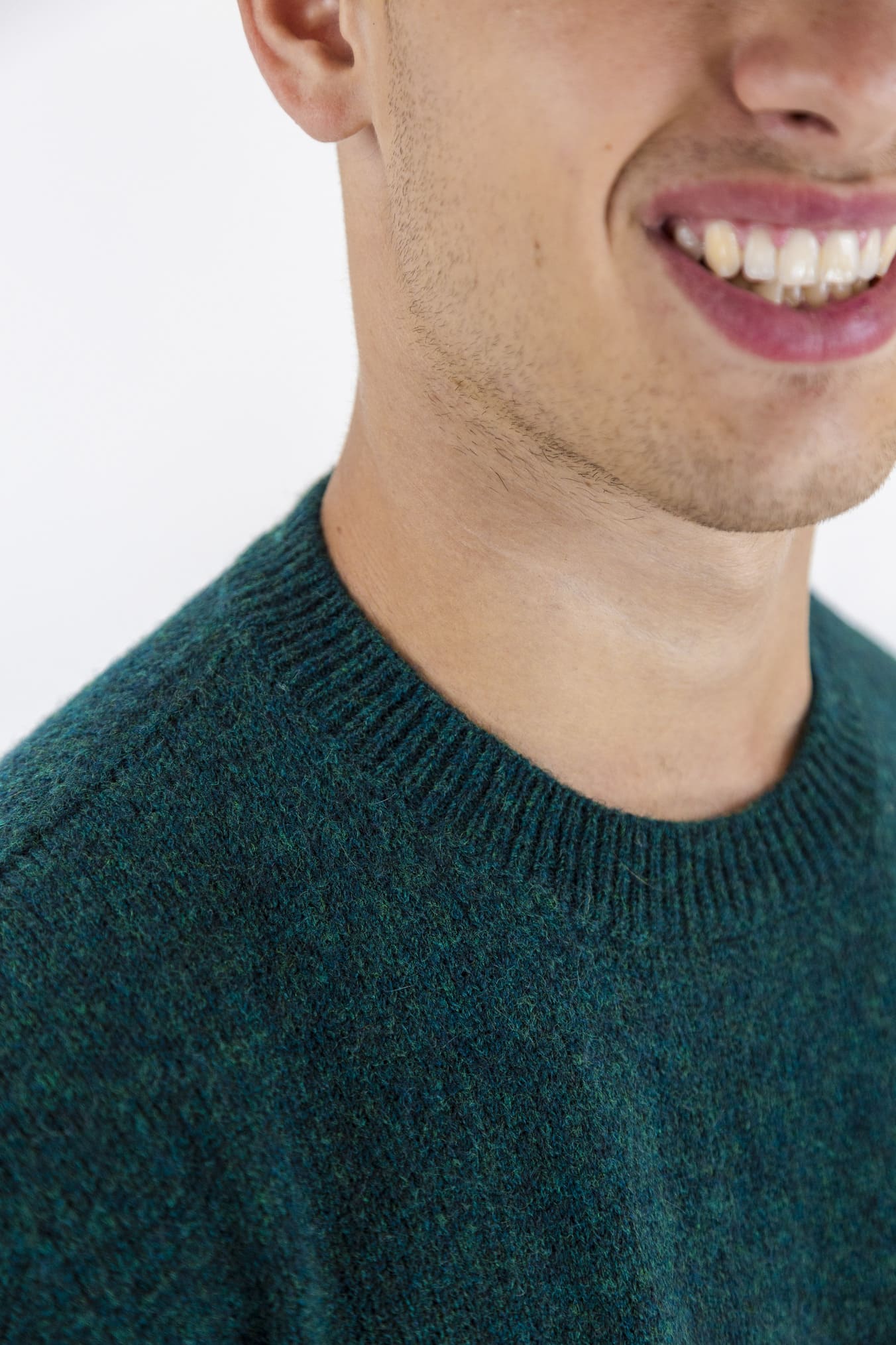 ROBERTO COLLINA Girocollo Merino Baby Camel Verde