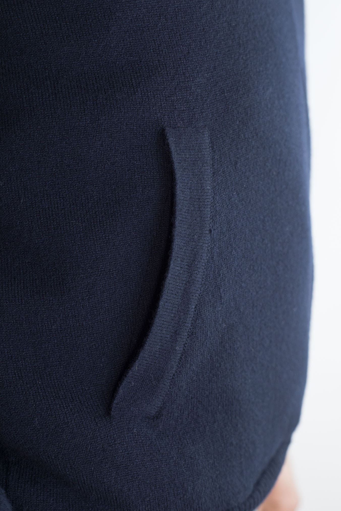 SVEVO PARMA Bomber Maglia Cashmere Castorino Blu