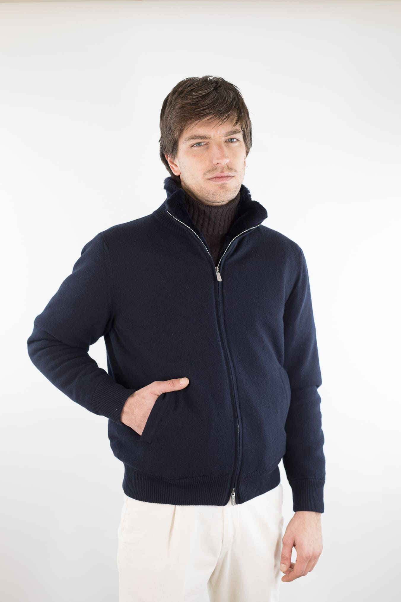 SVEVO PARMA Bomber Maglia Cashmere Castorino Blu