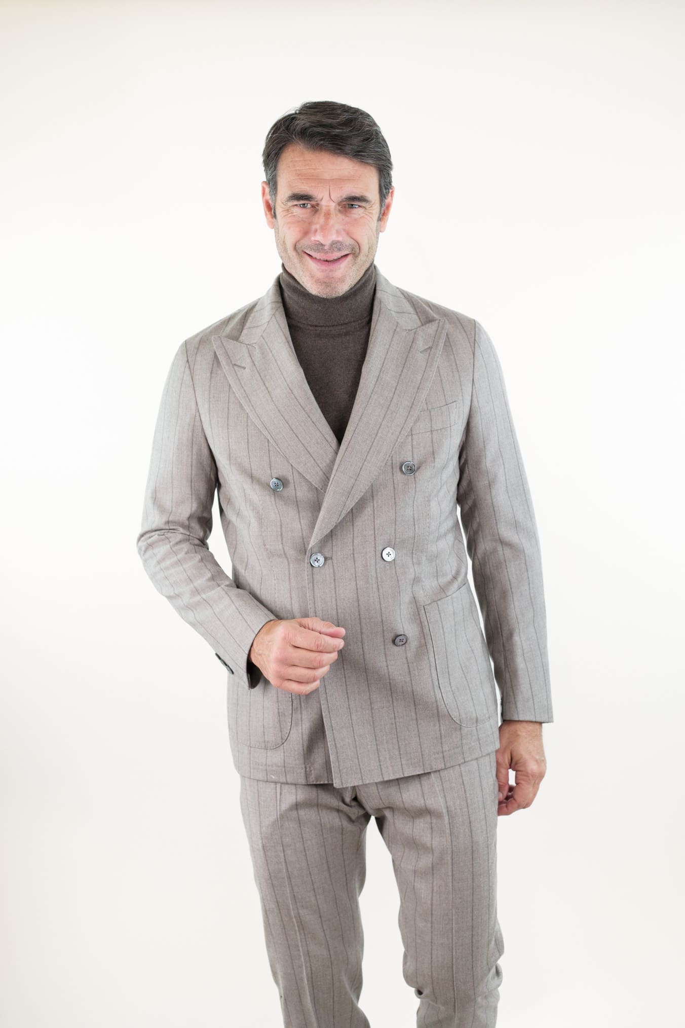 TOMBOLINI Abito Doppiopetto Gessato "Zero Gravity" Tortora