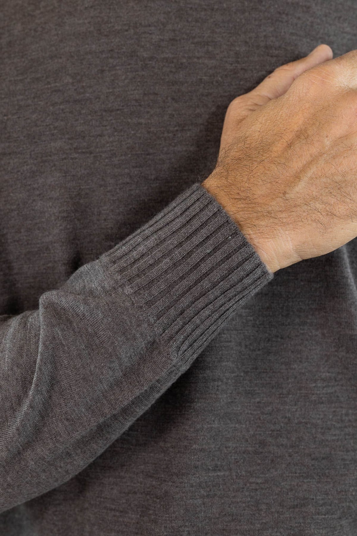 FIORONI Girocollo Cashmere Ultralight "Year Round" Tortora