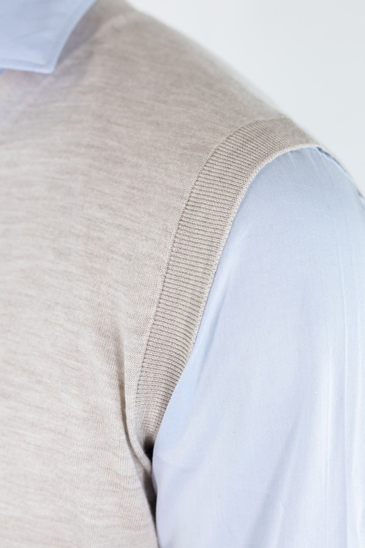 GUARINO Gilet Cashmere Bottoni Beige Chiaro