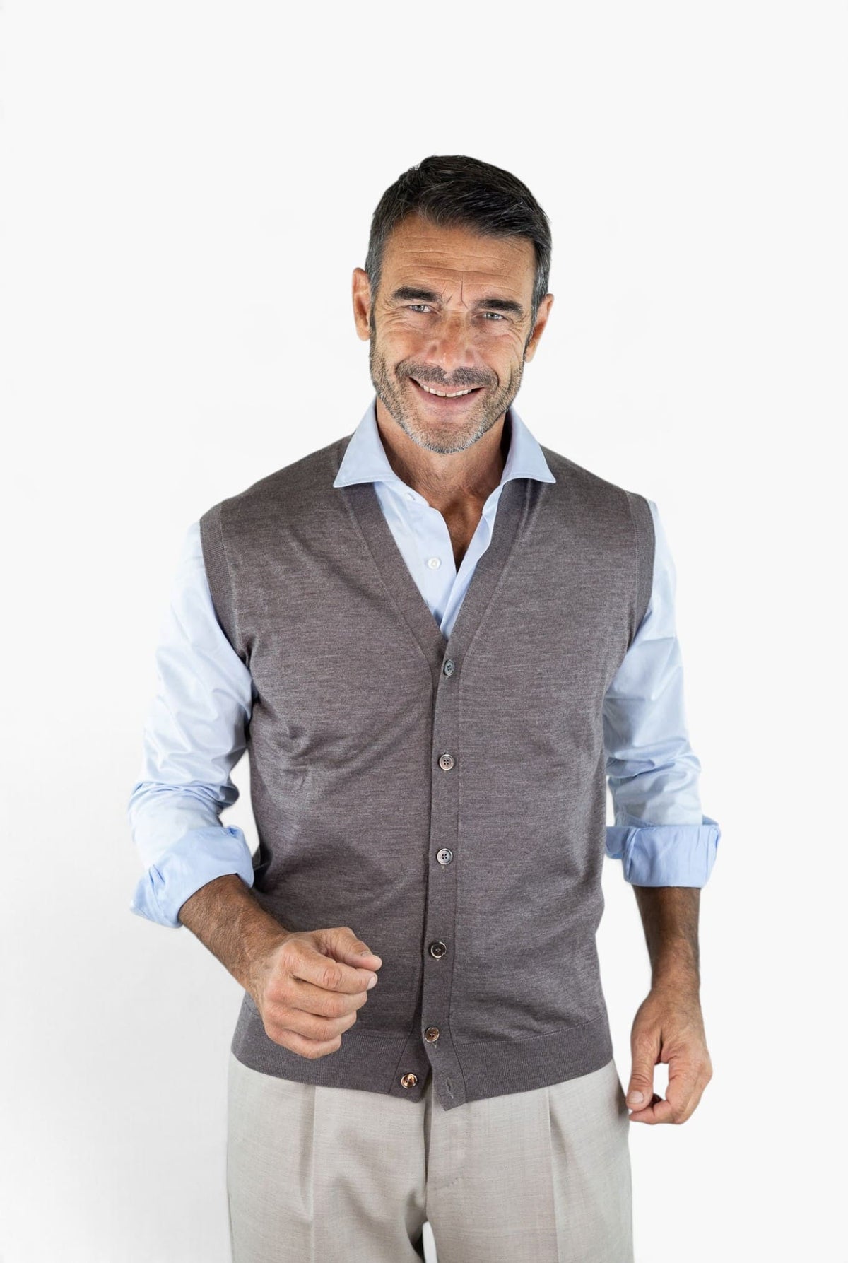 GUARINO Gilet Cashmere Bottoni Tortora