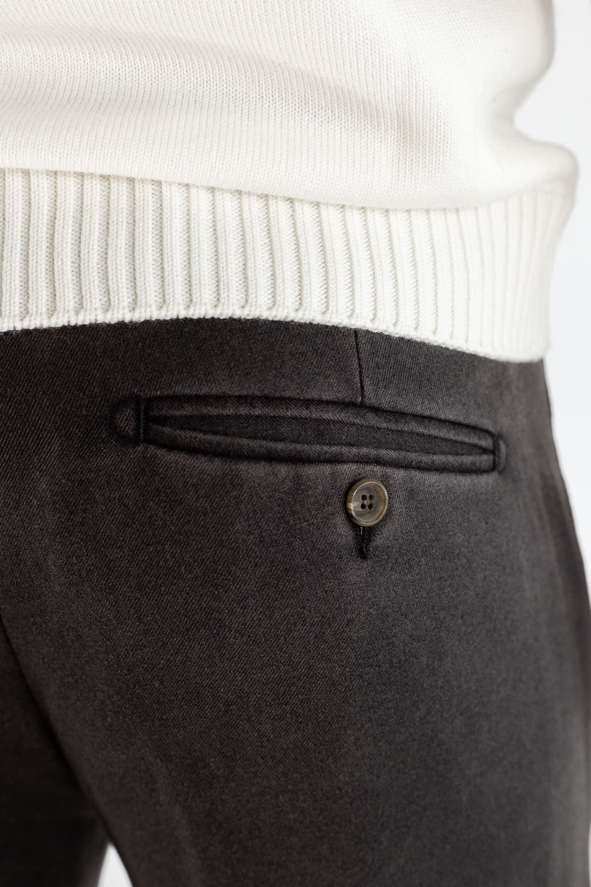 MYTHS Pantaloni Lana Washed Testa Moro