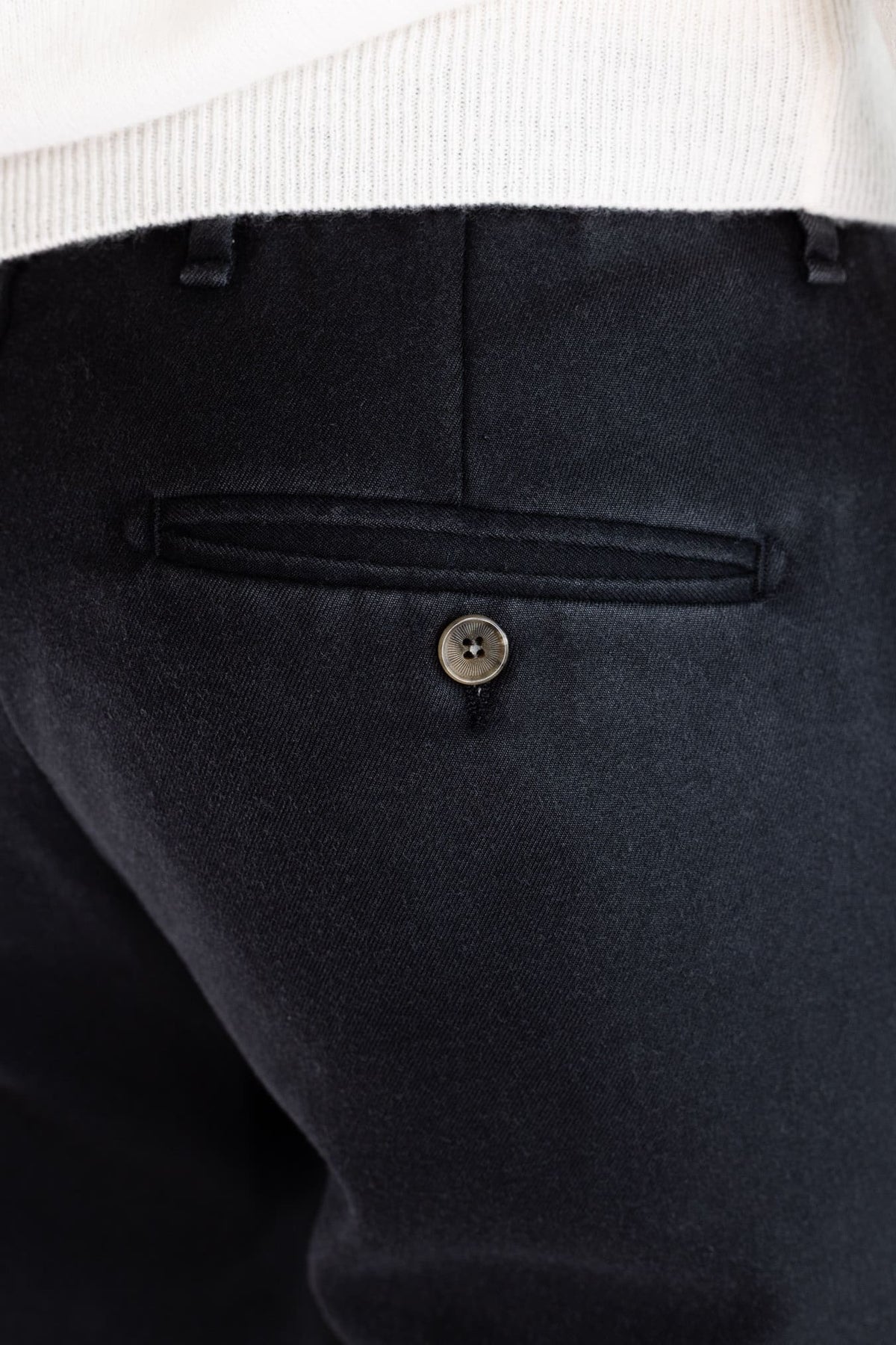MYTHS Pantaloni Lana Washed Nero