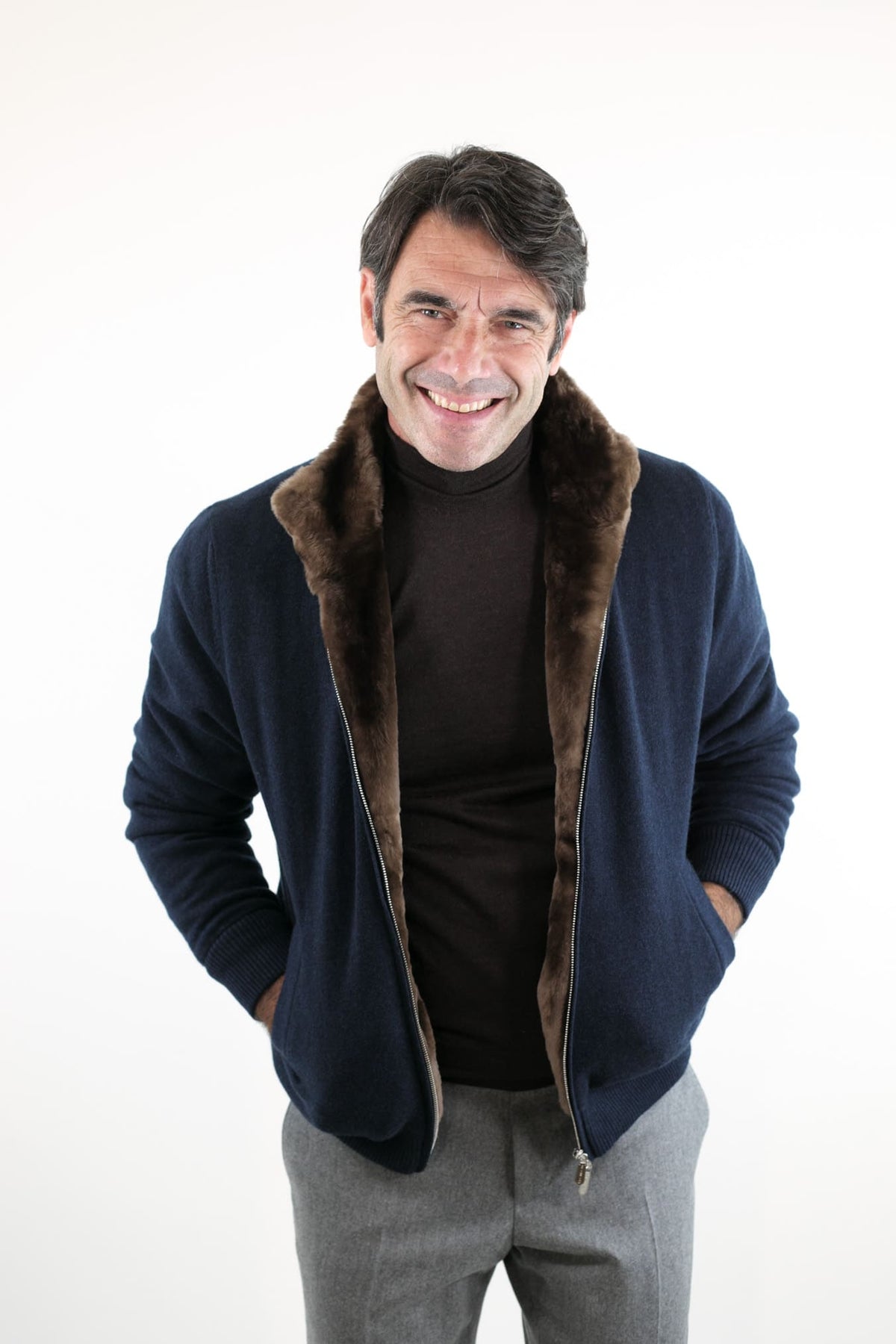 SVEVO PARMA Bomber Maglia Cashmere Castorino Blu
