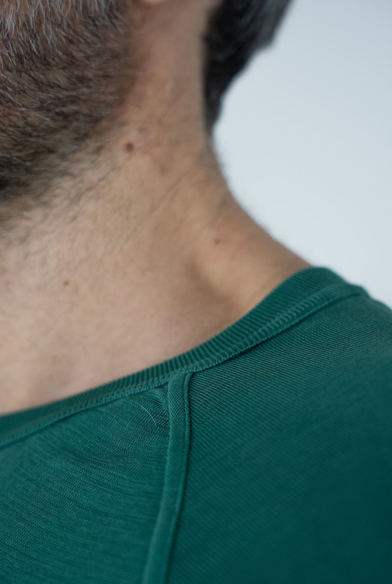 Maglia Girocollo Taglio Felpa Verde - Guarino Store