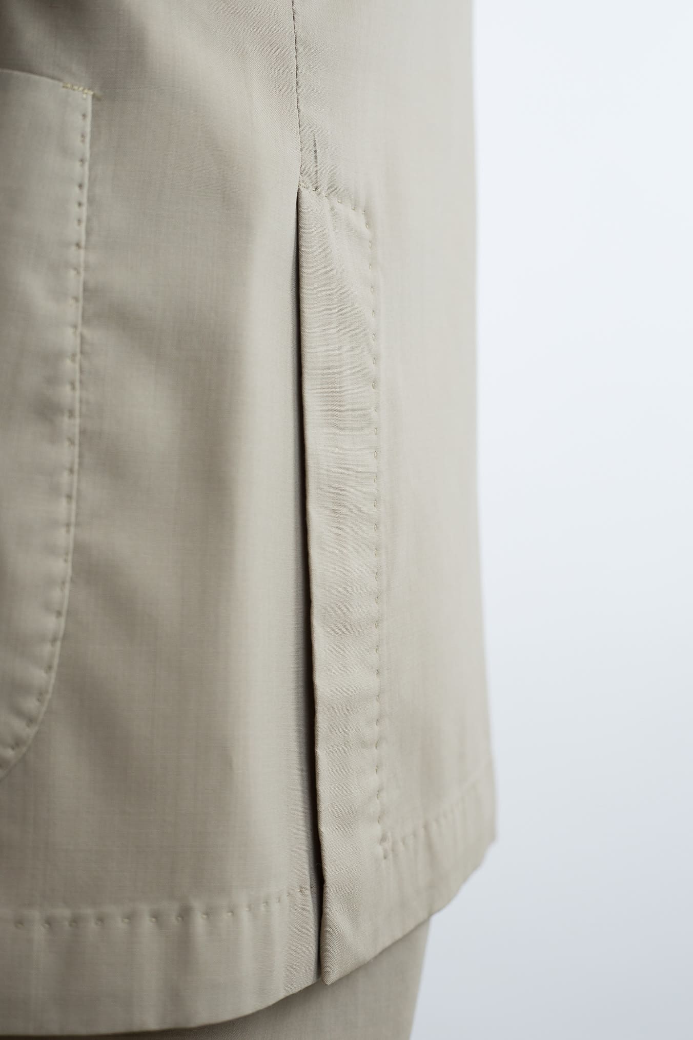 DRUMOHR Abito Fresco Lana Superlight Beige