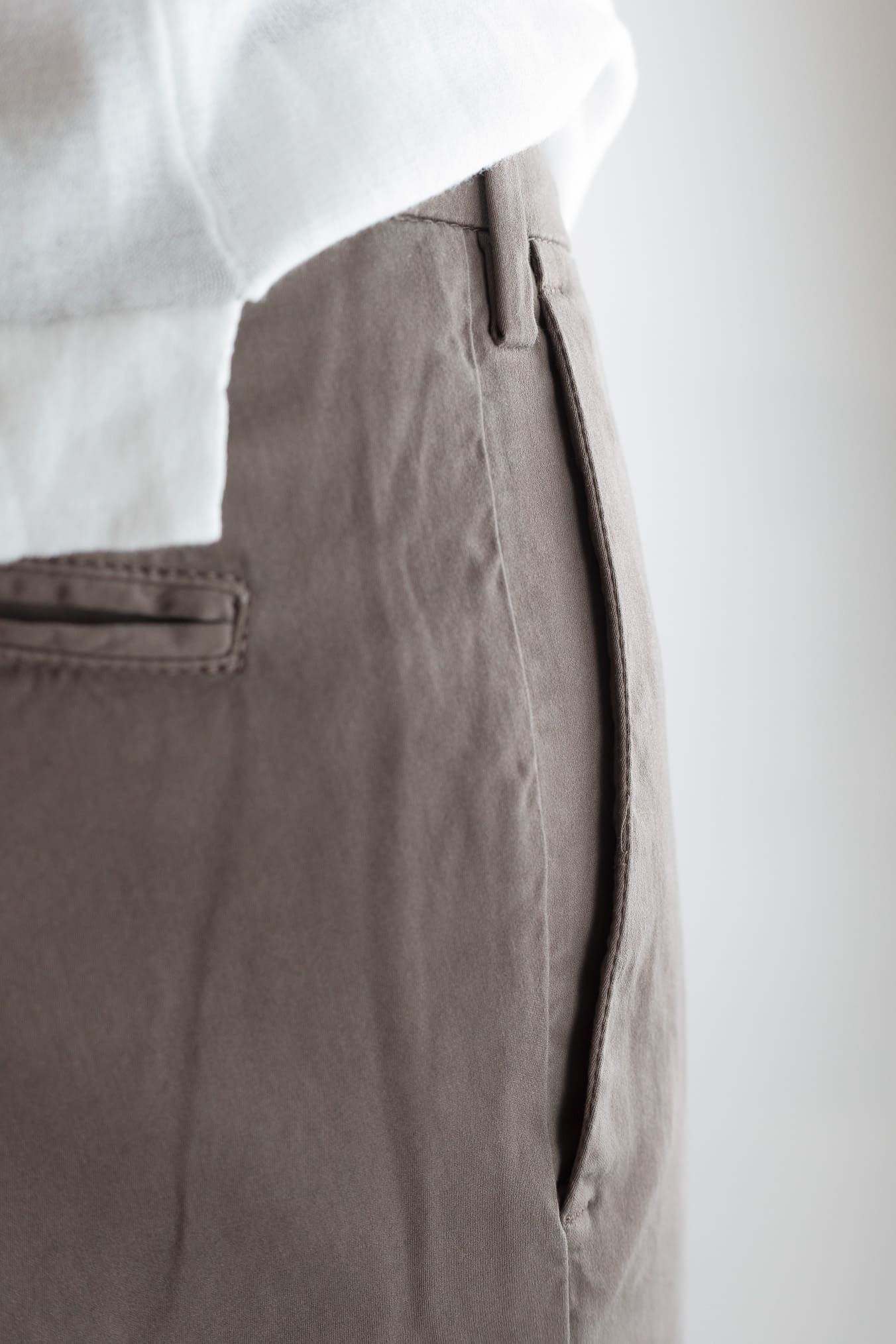 GUARINO Pantaloni Supersoft Cotone Seta Tortora