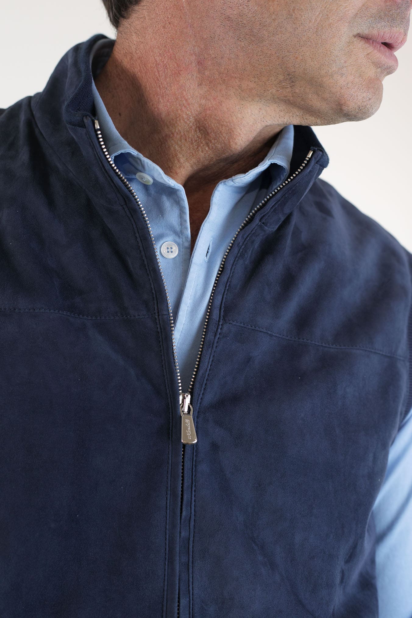 MANDELLI Gilet Suede Celeste Polvere