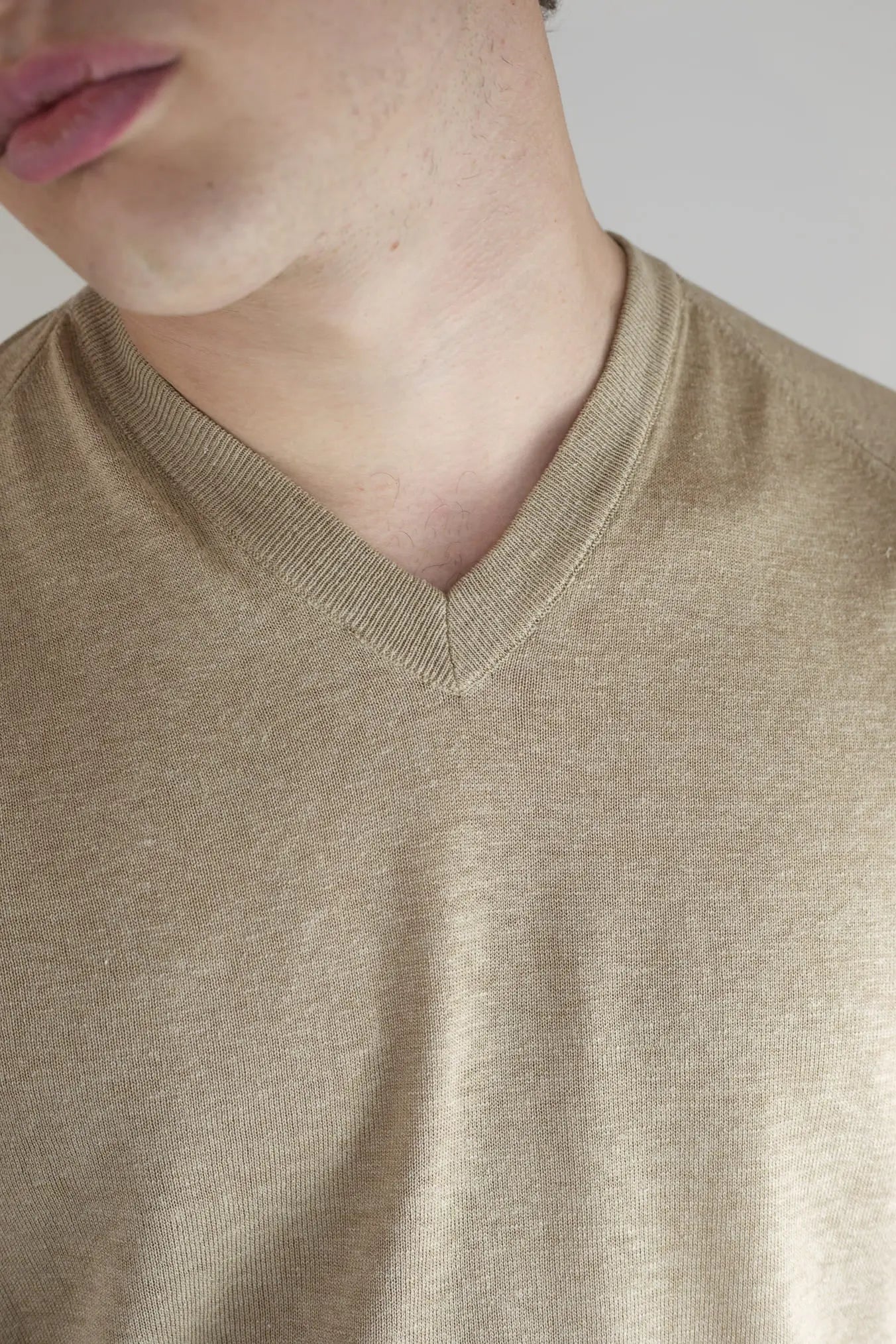 PIACENZA CASHMERE Maglia Scollo a V Seta Lino Beige