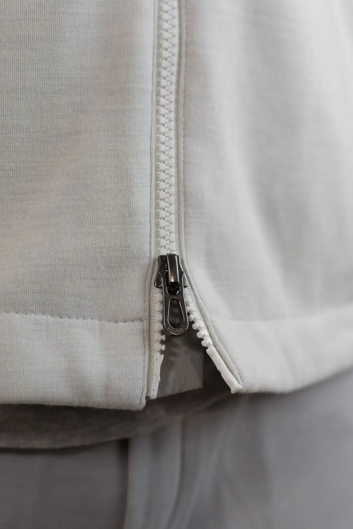SEASE Felpa mod. Explorer Sweatshirt Bianco