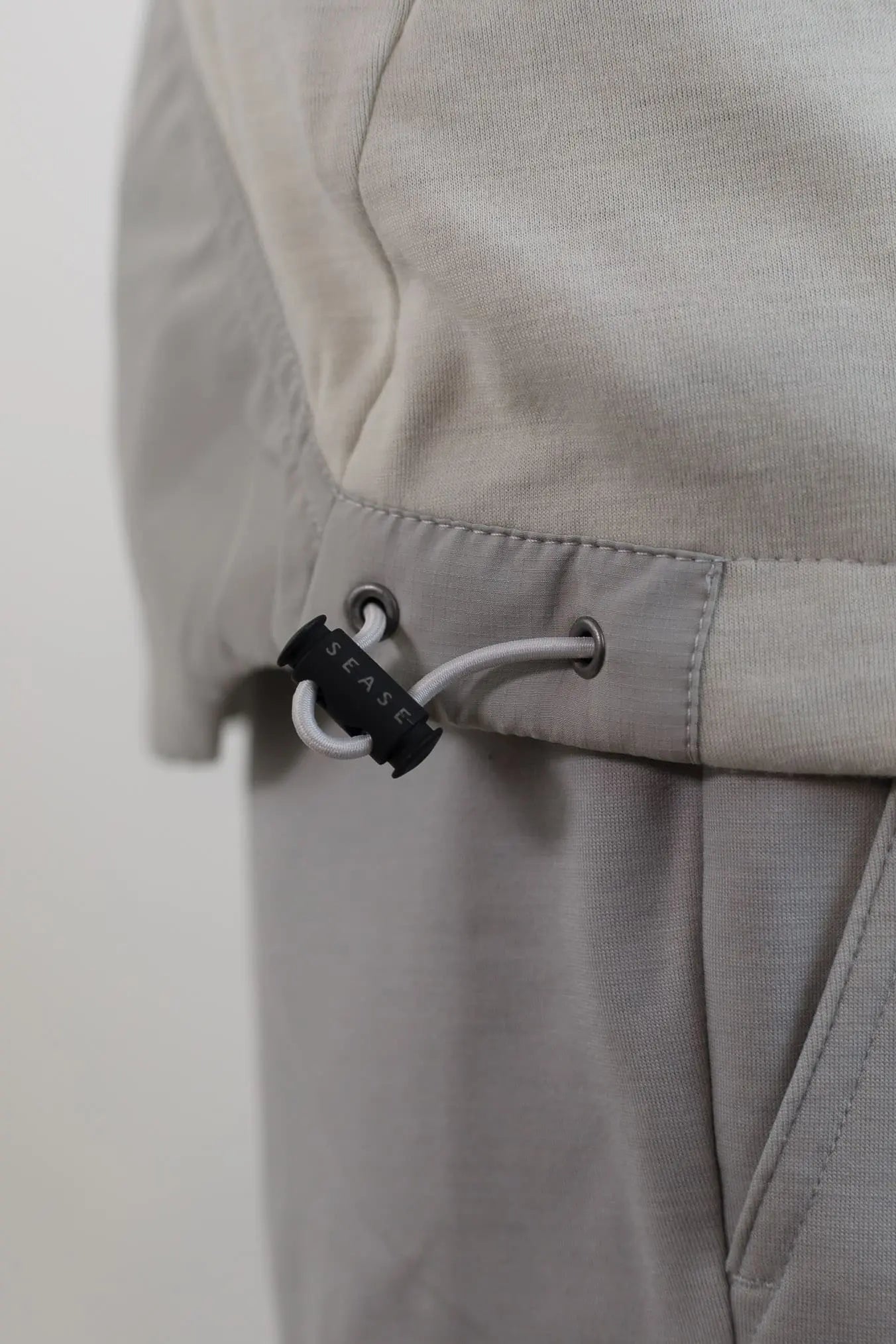 SEASE Felpa mod. Explorer Sweatshirt Bianco