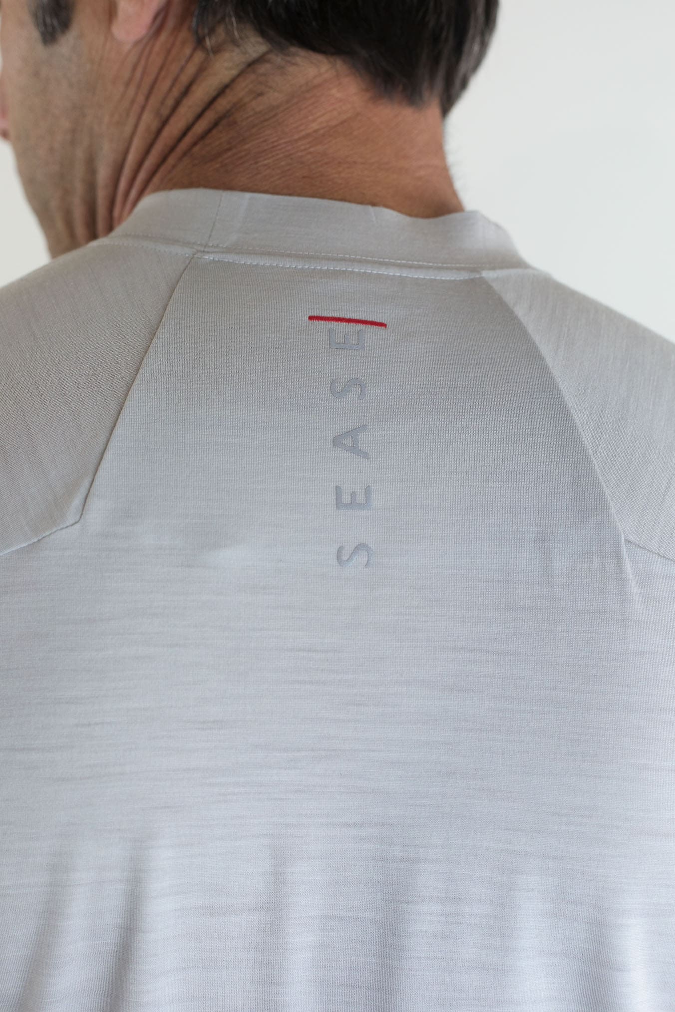 SEASE T-Shirt Runner Maniche Corte Grigio Perla