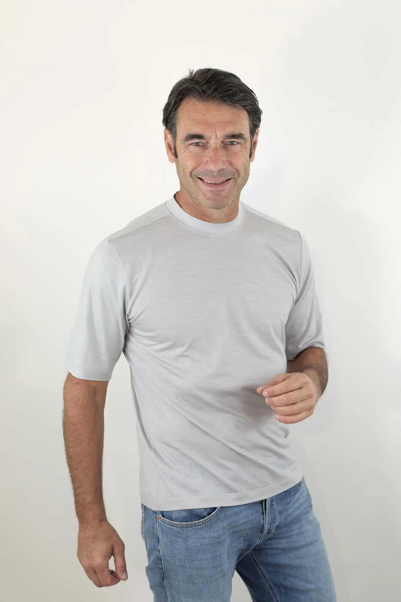 SEASE T-Shirt Runner Maniche Corte Grigio Perla