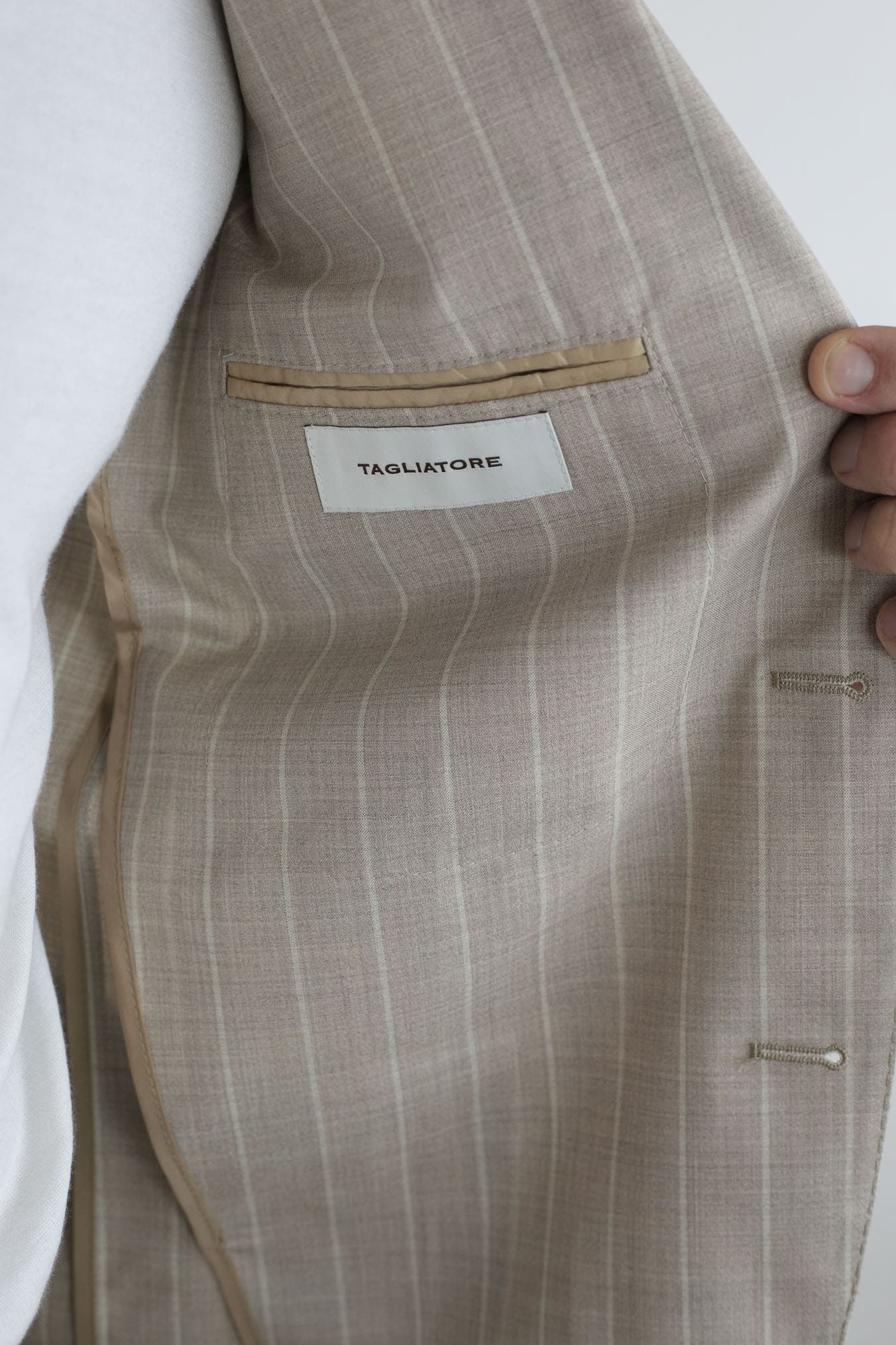 Abito Gessato Monopetto a Lancia Beige - Guarino Store