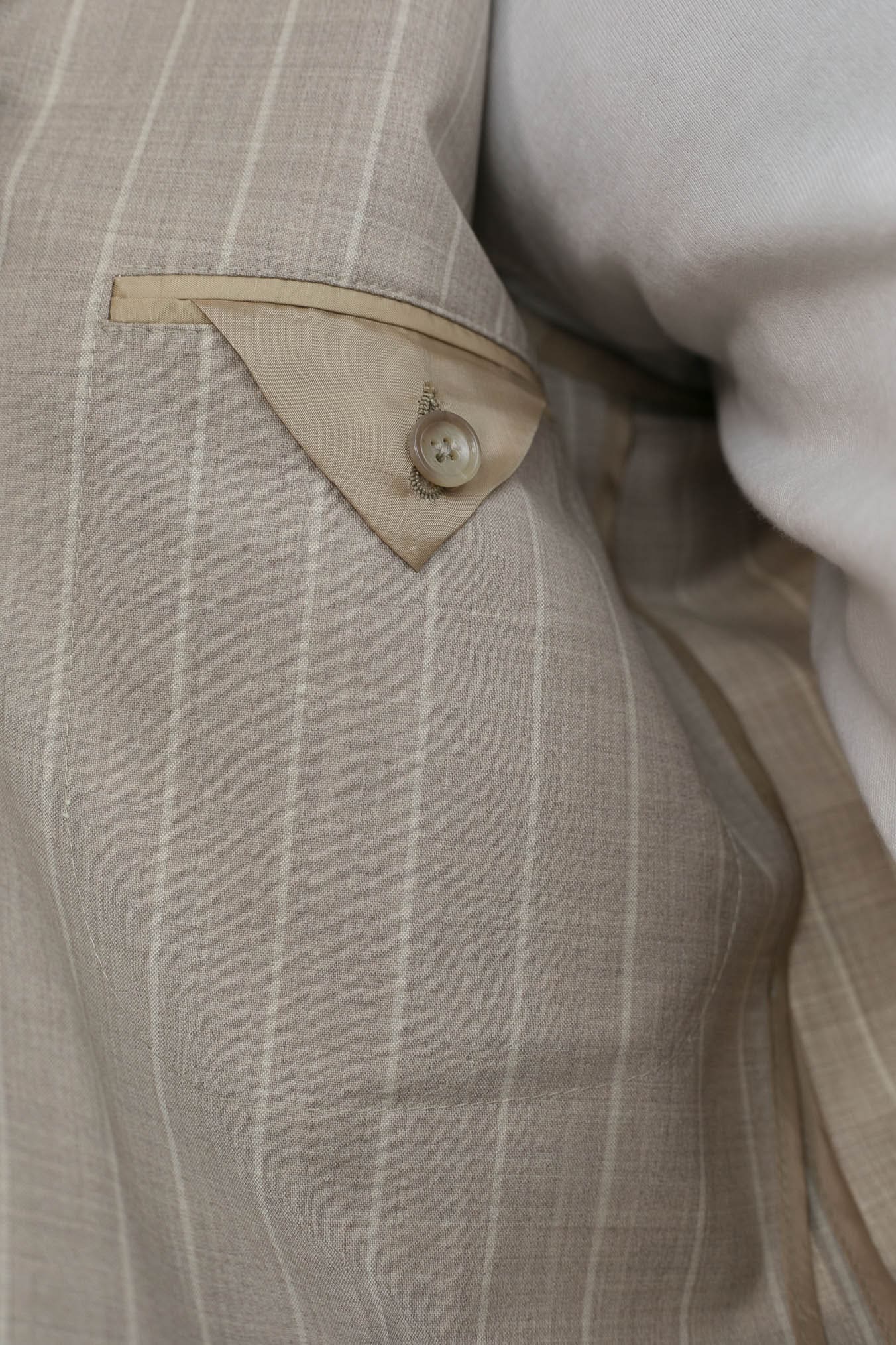 Abito Gessato Monopetto a Lancia Beige - Guarino Store