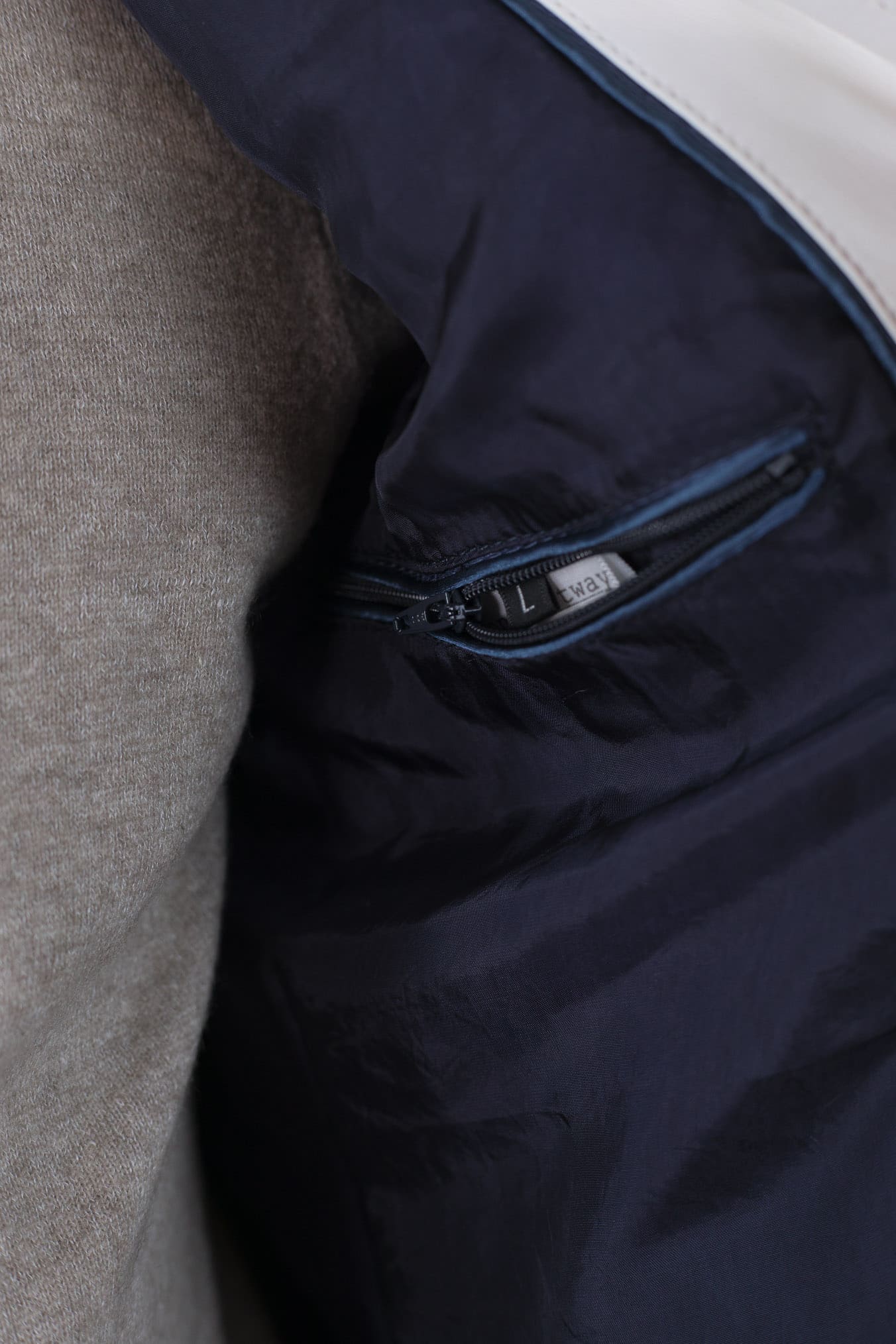 CONTRASTWAY Giubbotto Bio Skin Glove Bianco