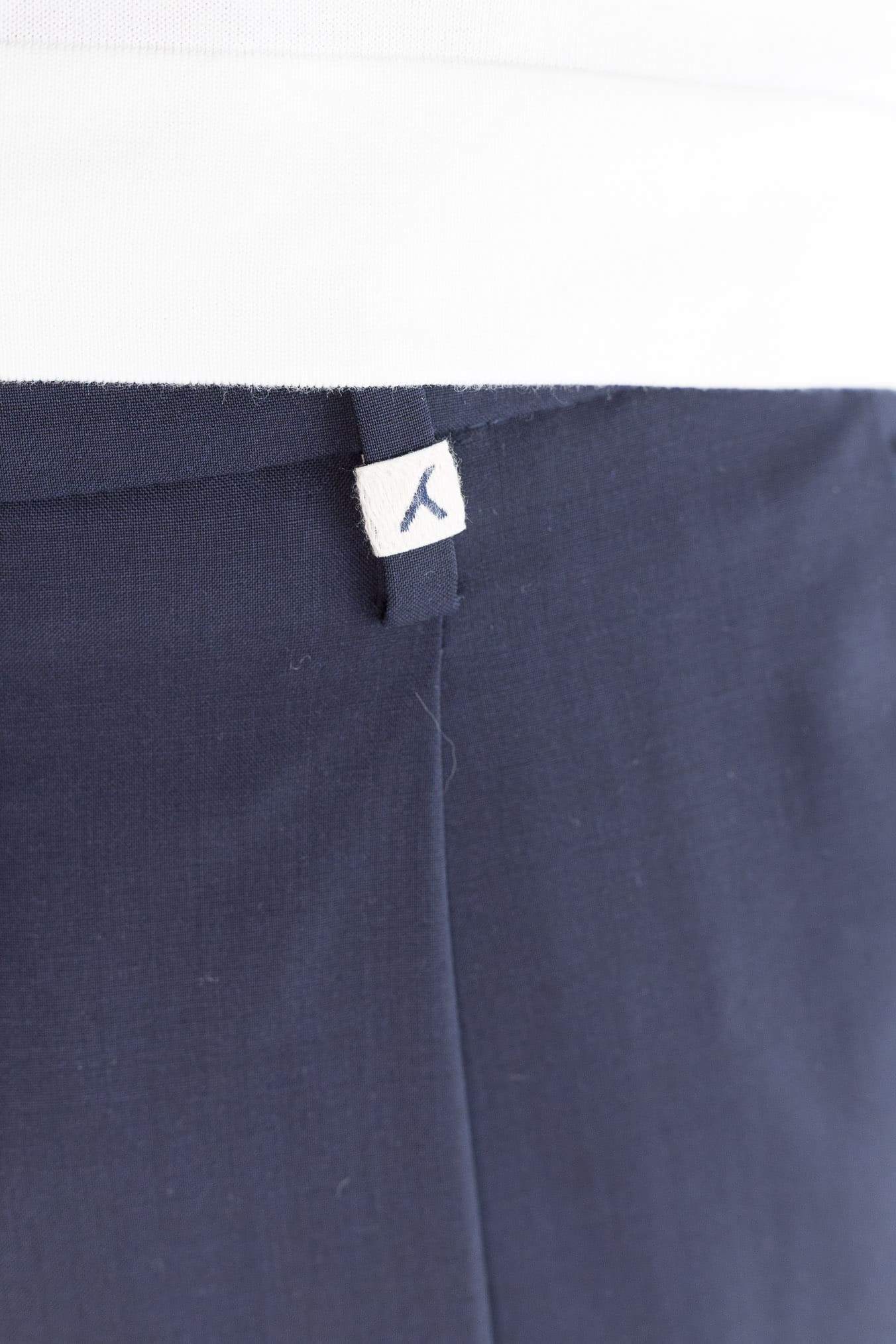 MYTHS Pantaloni Fresco Lana Pinces Blu Scuro