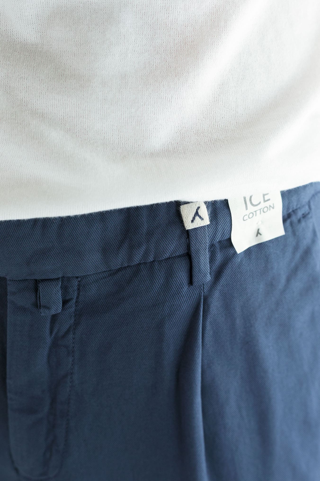 MYTHS Pantaloni Ice Cotton Pinces Blu Chiaro