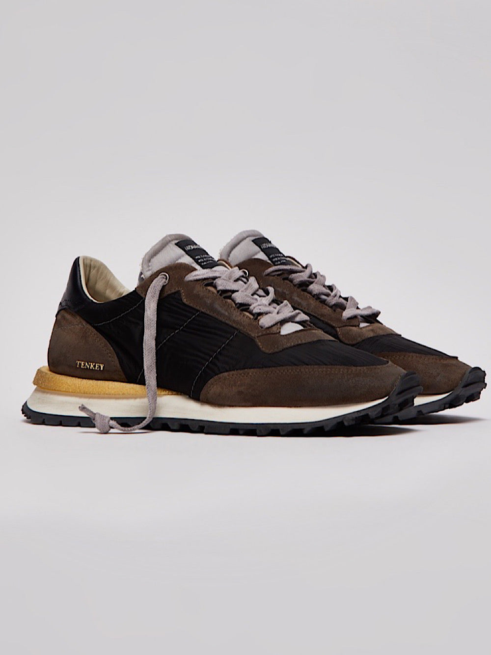 Sneaker Tenkei marrone e nera - Guarino Store
