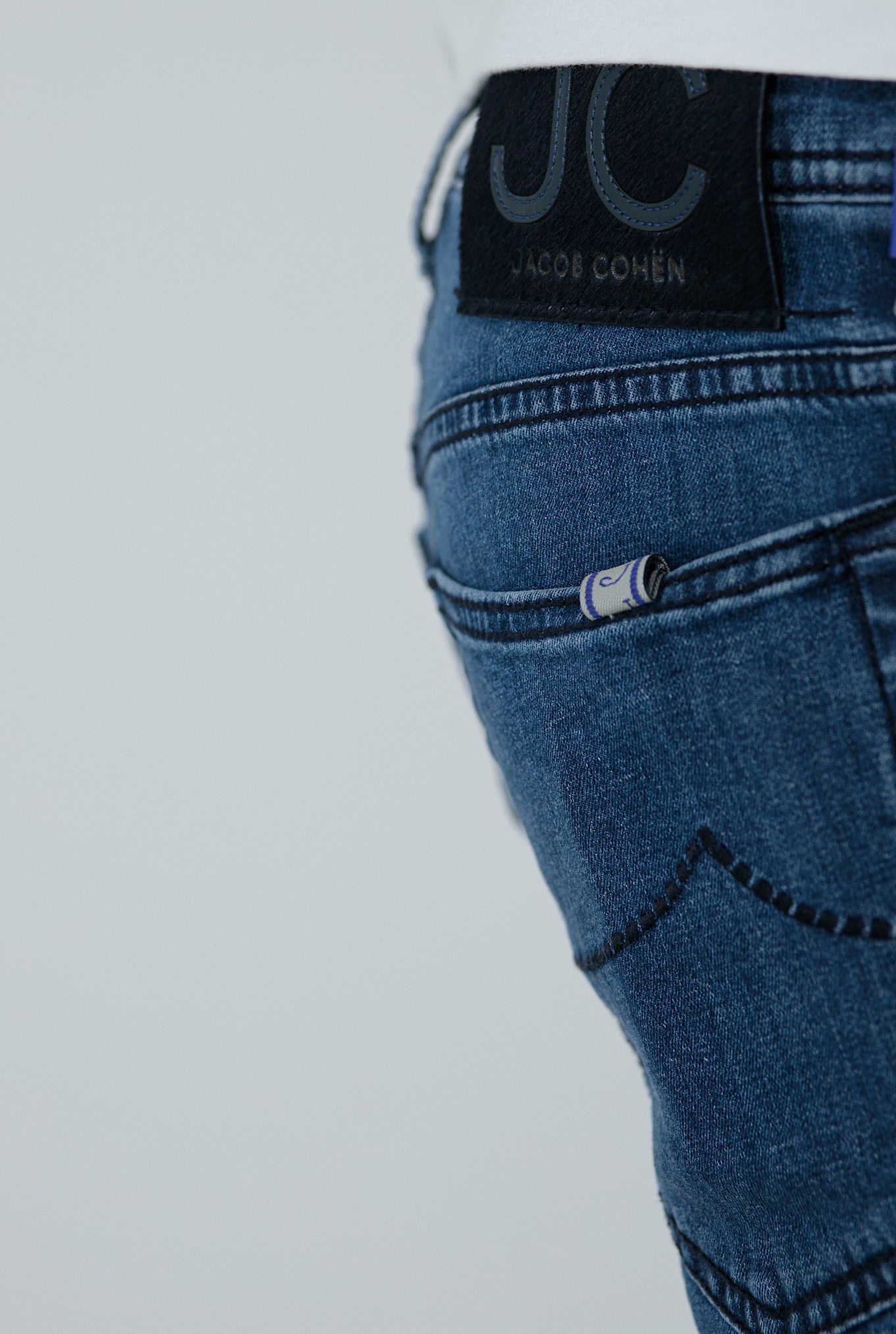 JACOB COHEN Jeans mod. Bard Denim Medio - Guarino Store