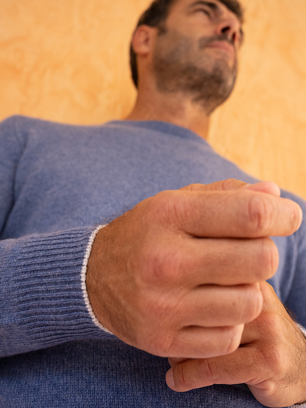 Girocollo cashmere tessuto Loro Piana blu avio - Guarino Store