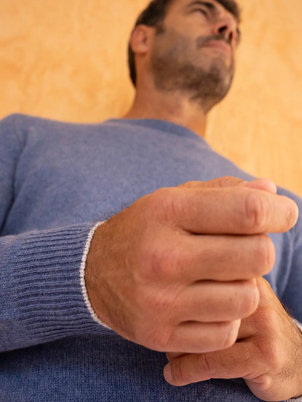 Girocollo cashmere tessuto Loro Piana blu avio - Guarino Store