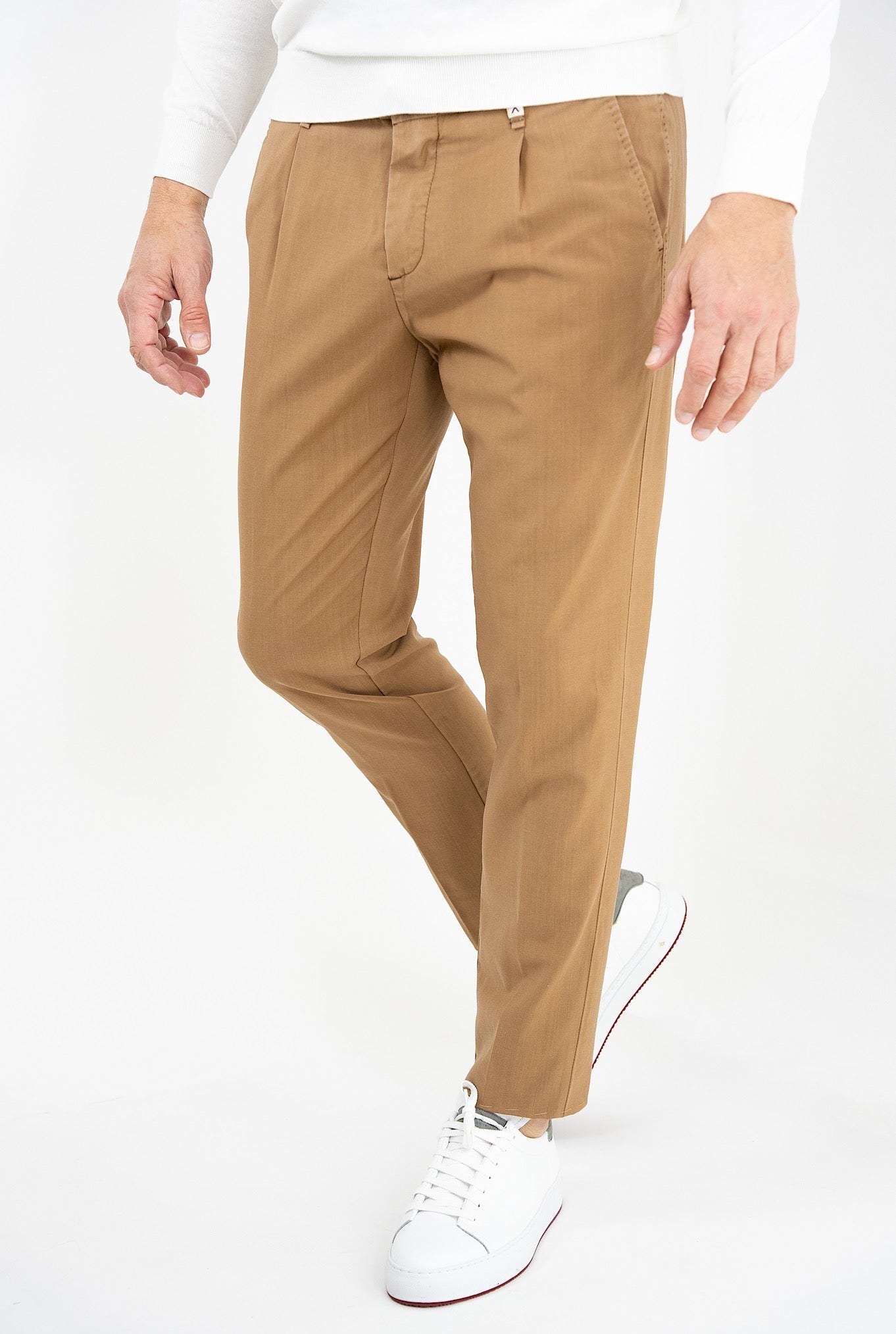 MYTHS Fresco Wool Trousers with Tobacco Pleats