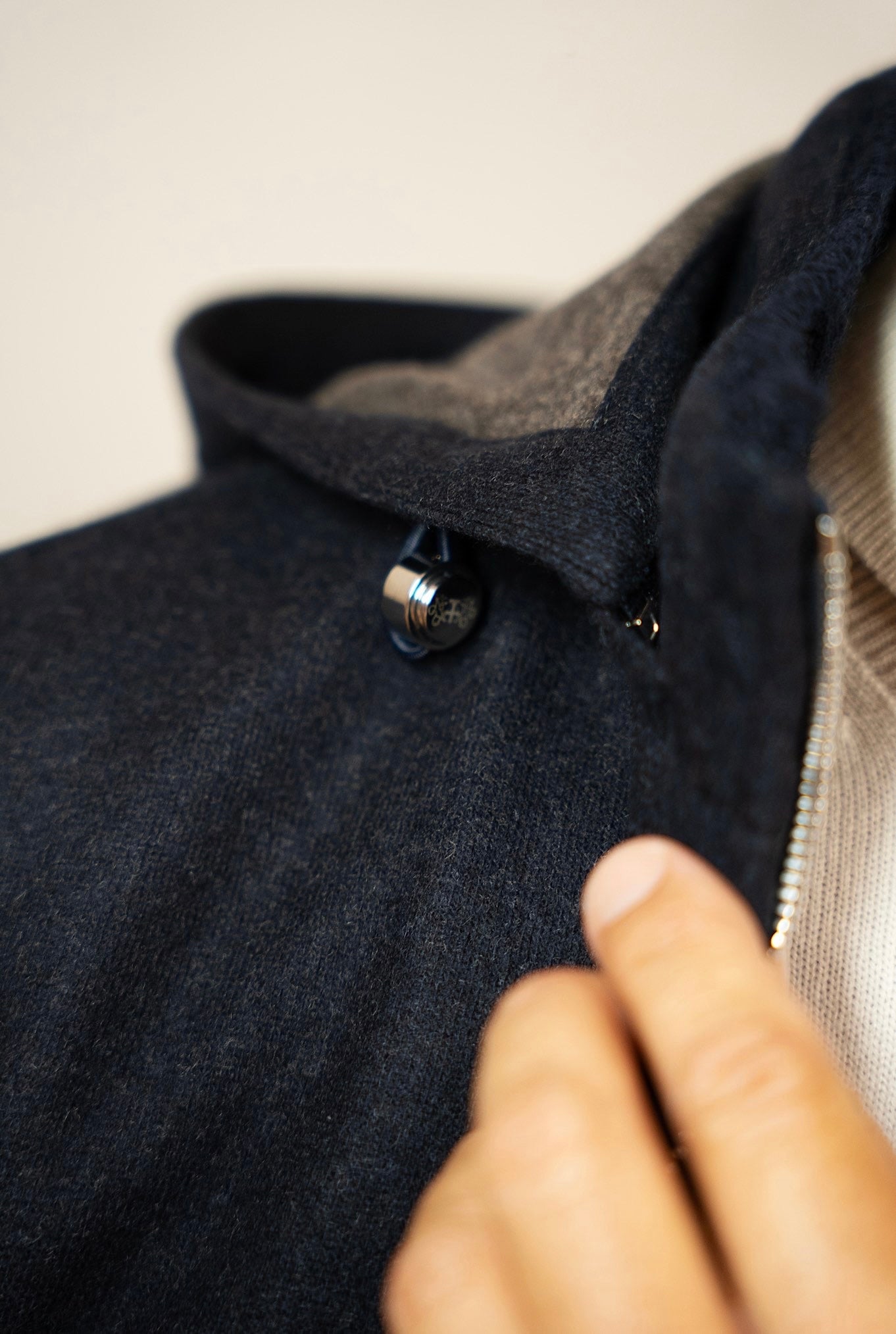 MANDELLI Giubbino in Cashmere con Cappuccio Staccabile Blu