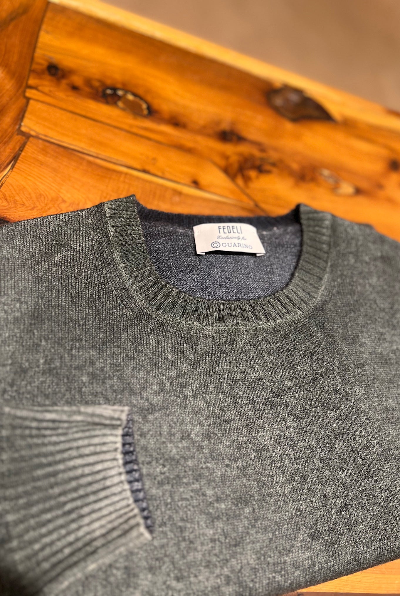 FEDELI Green "Sprayed" Cashmere Crewneck