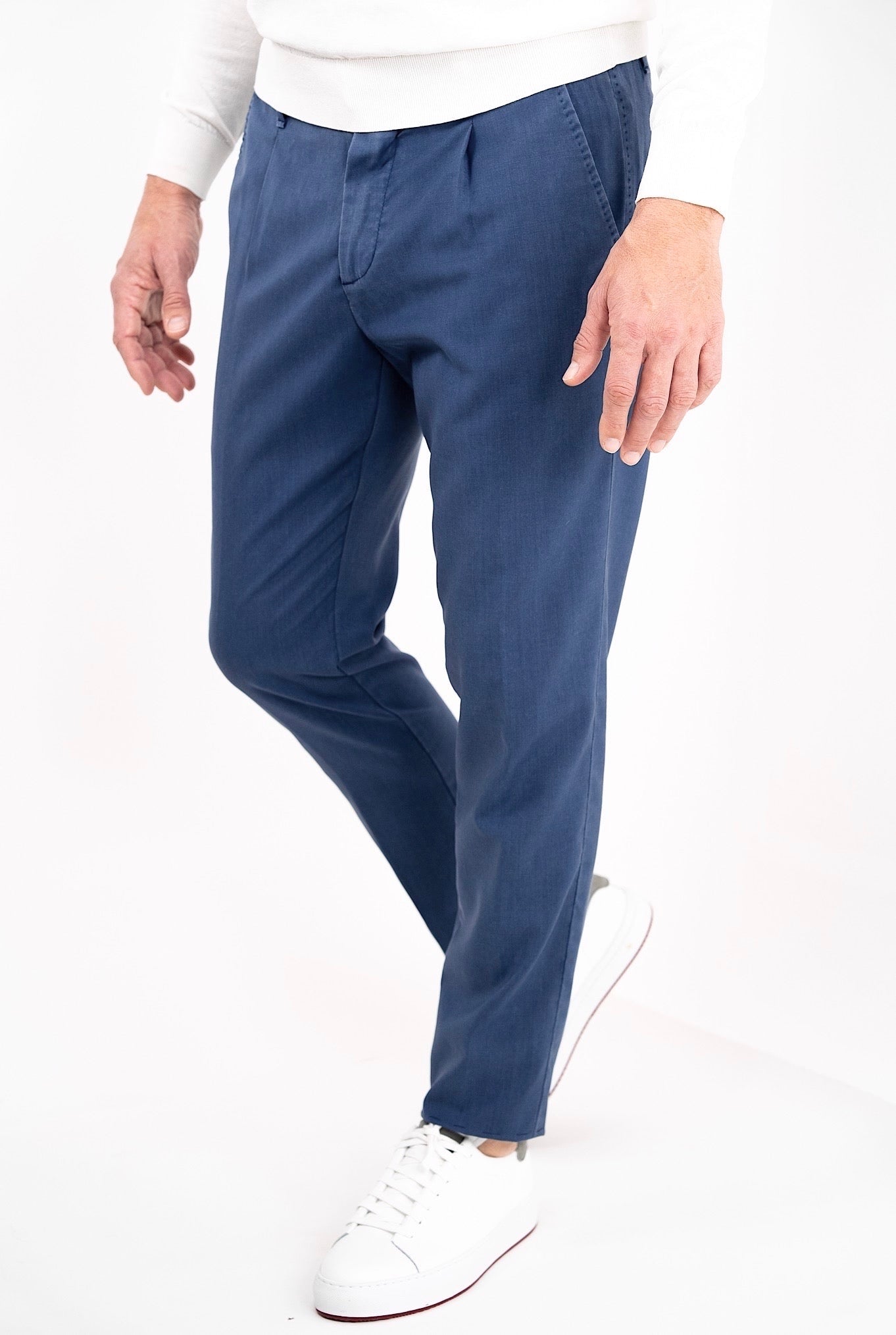 MYTHS Fresco Wool Trousers with Medium Blue Pleats