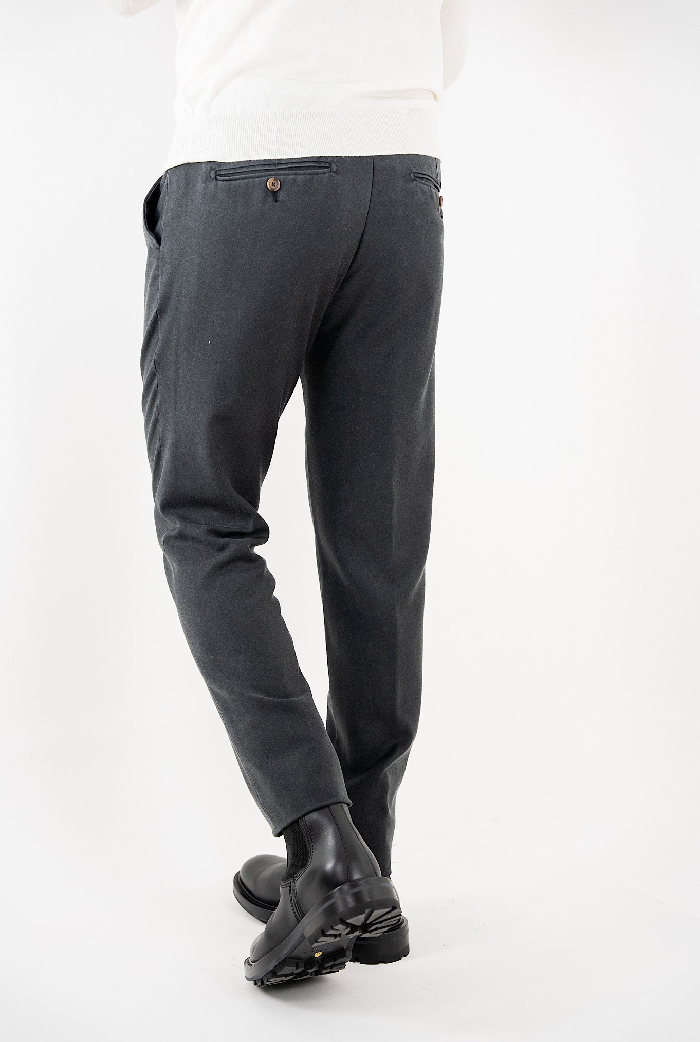 Pantaloni myths sale