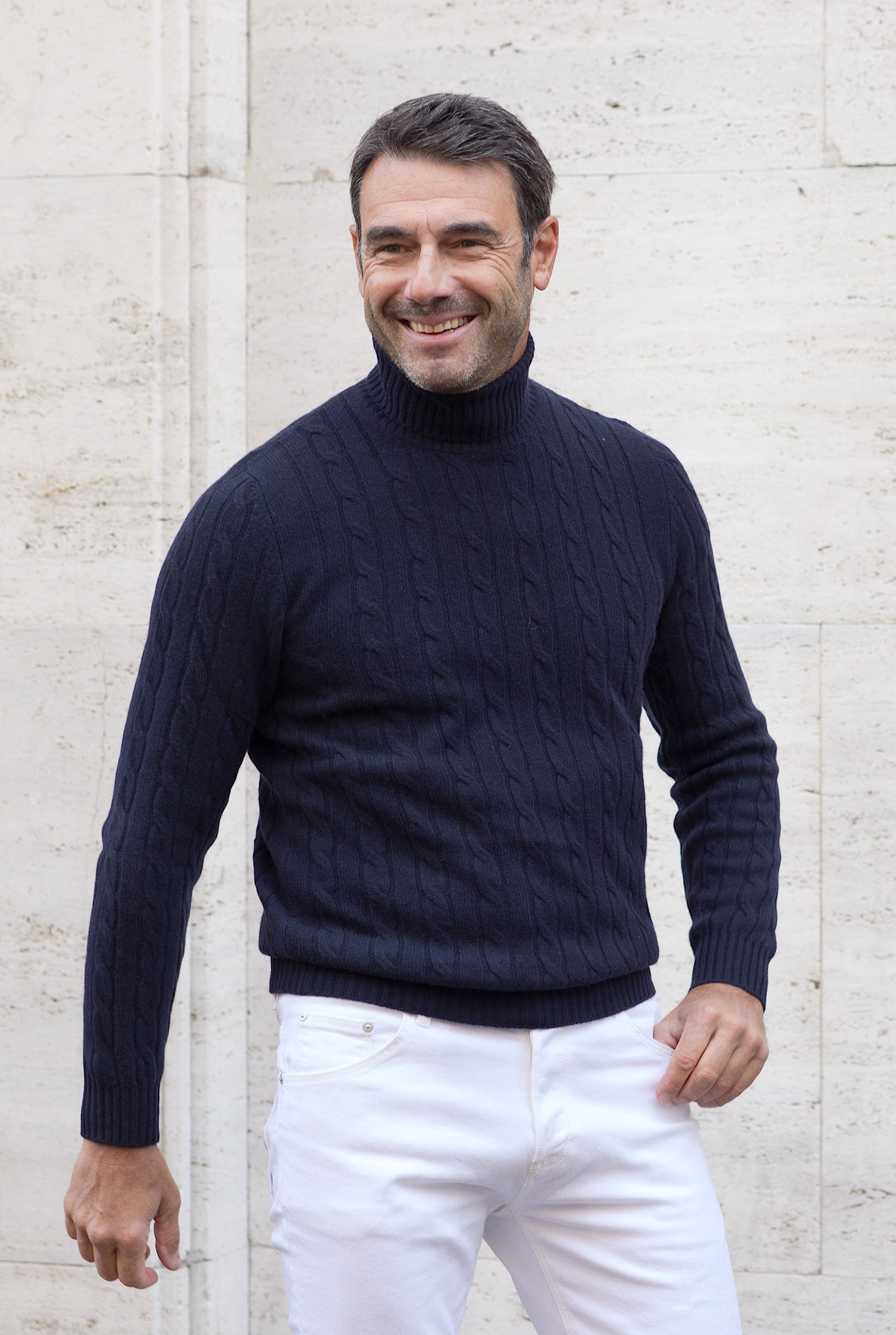 GUARINO Navy Blue Cashmere Turtleneck