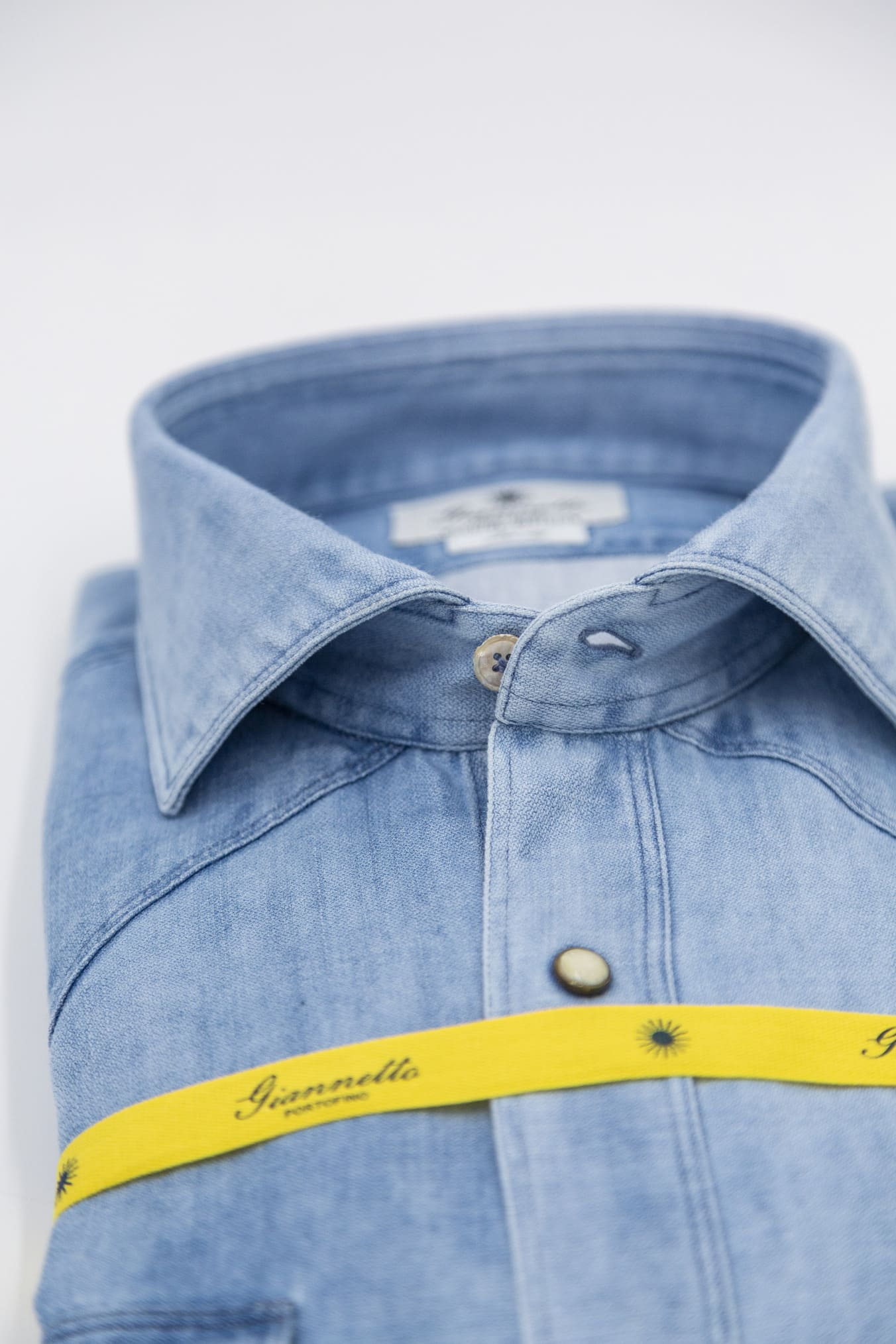 GIANNETTO PORTOFINO Texan Shirt in Light Denim COMFORT FIT