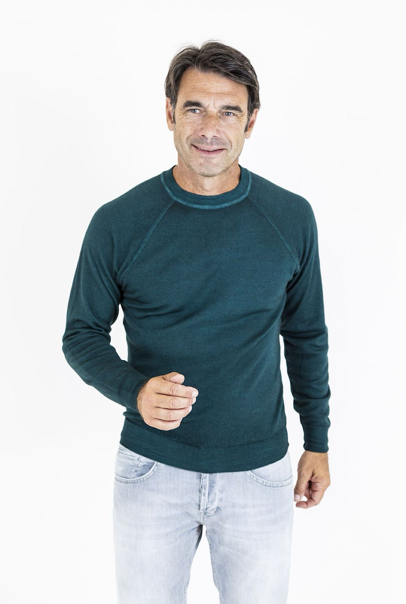 FEDELI Crewneck Raglan Green Washed Sweater